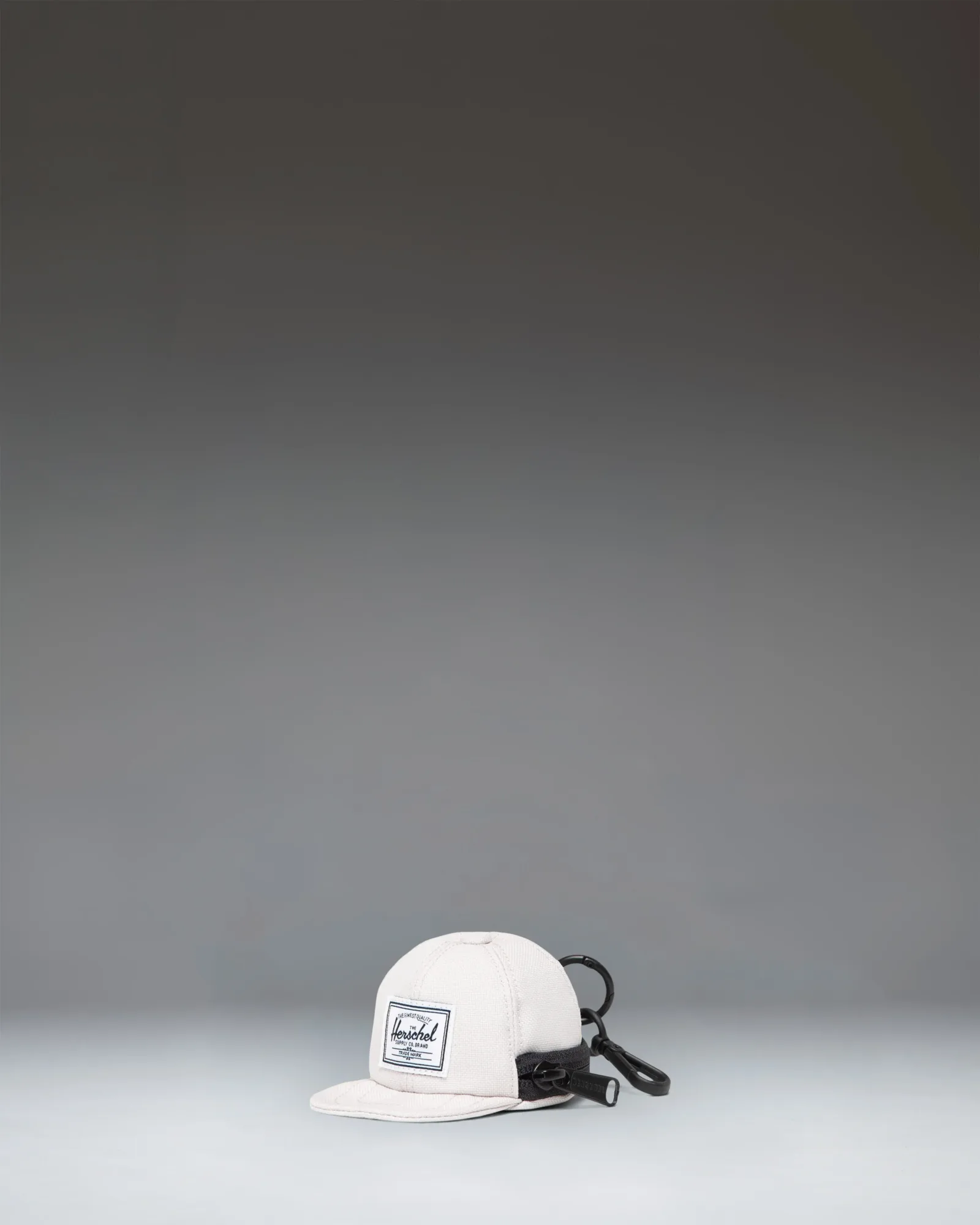 Sylas Classic Cap Bag Charm