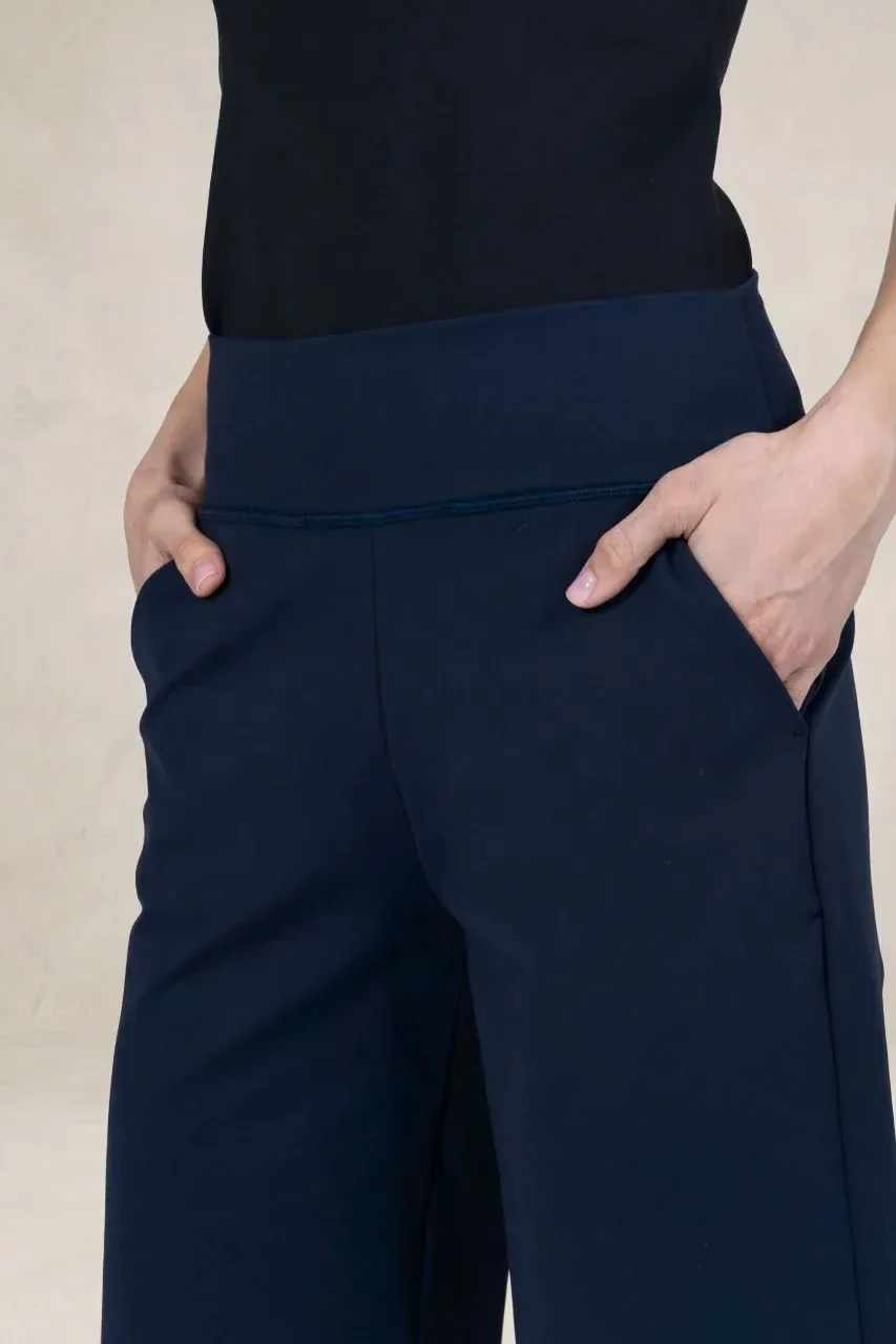 Bermuda Short: Oxford Navy