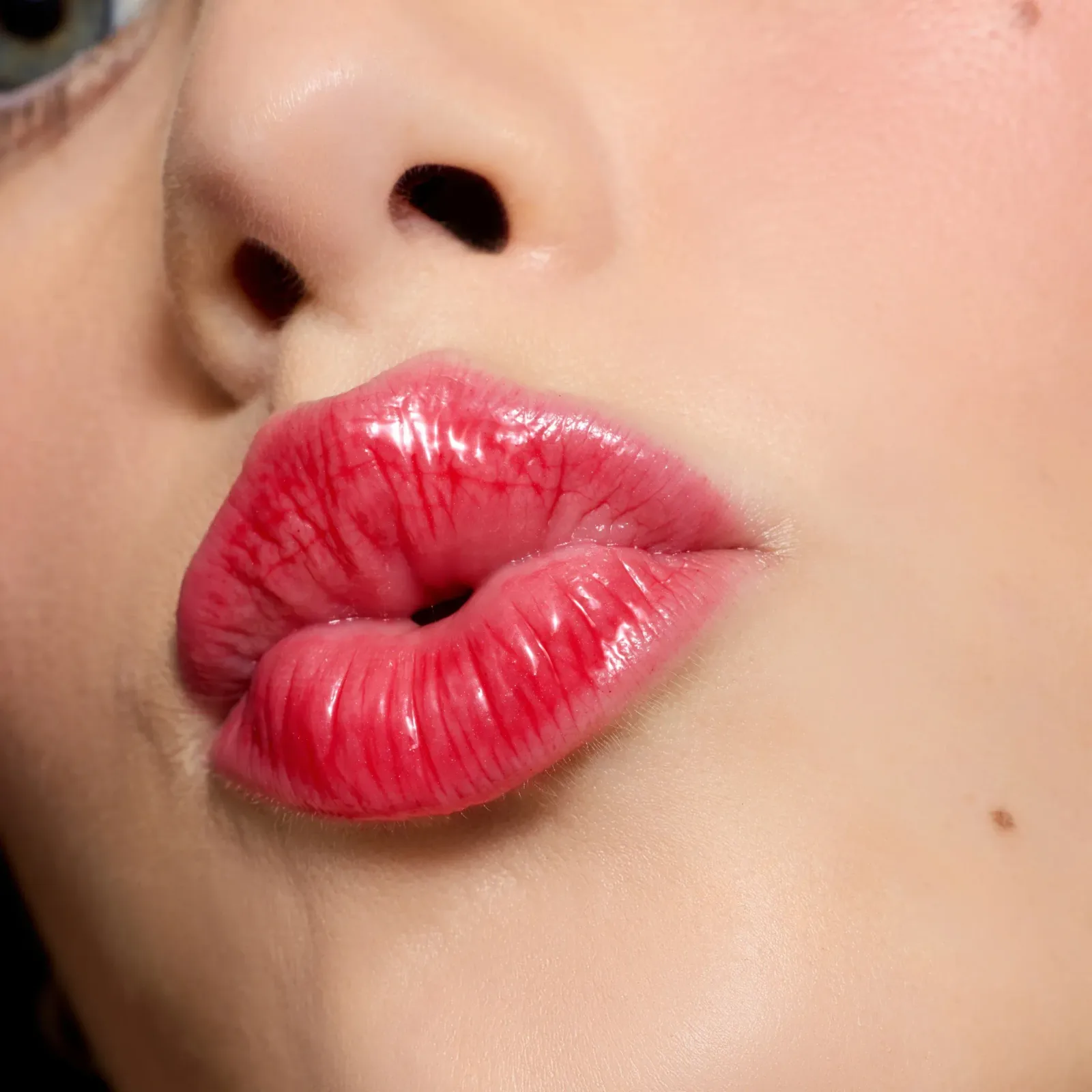 The Necessity Peptide Lip Shine, Stella