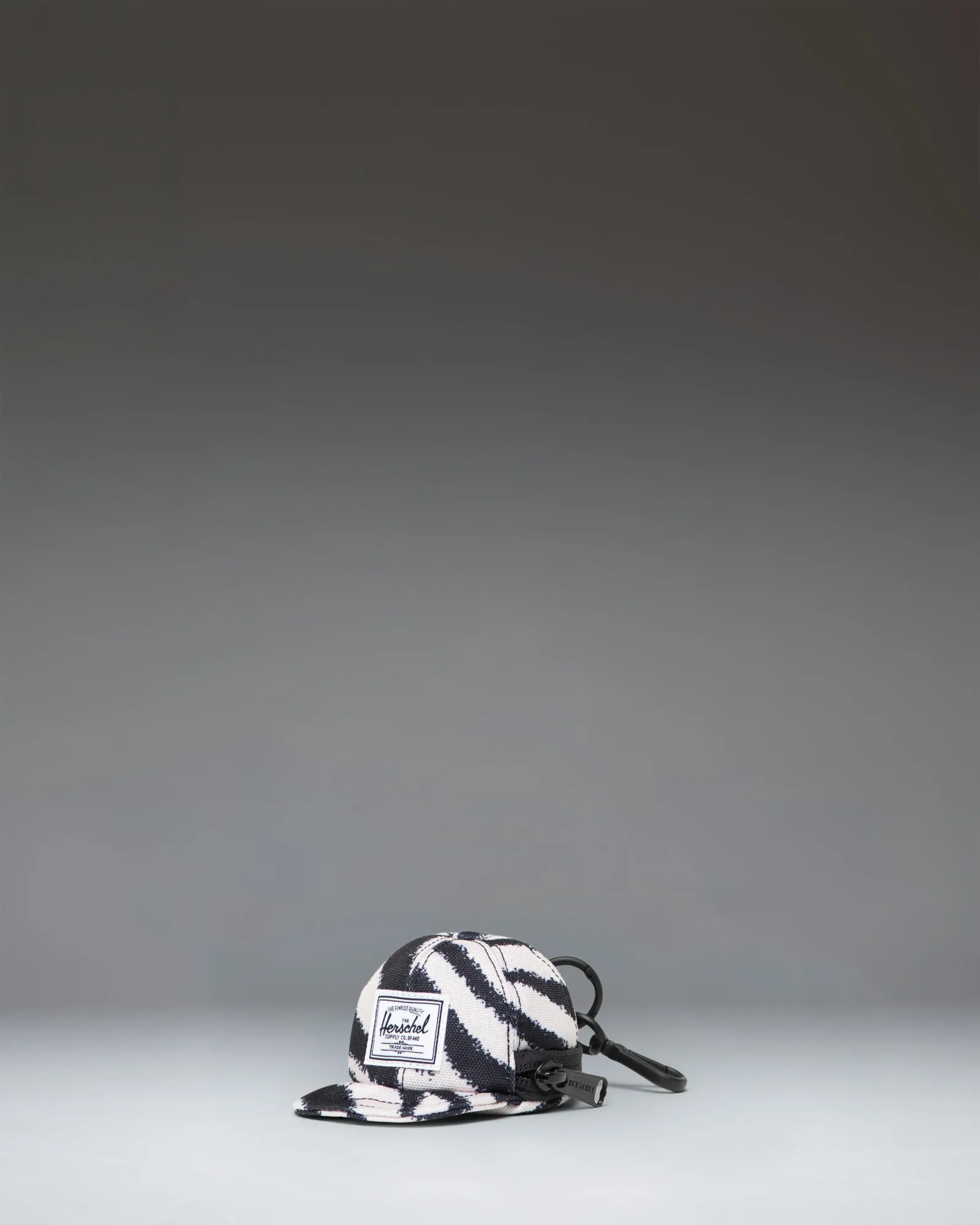 Sylas Classic Cap Bag Charm