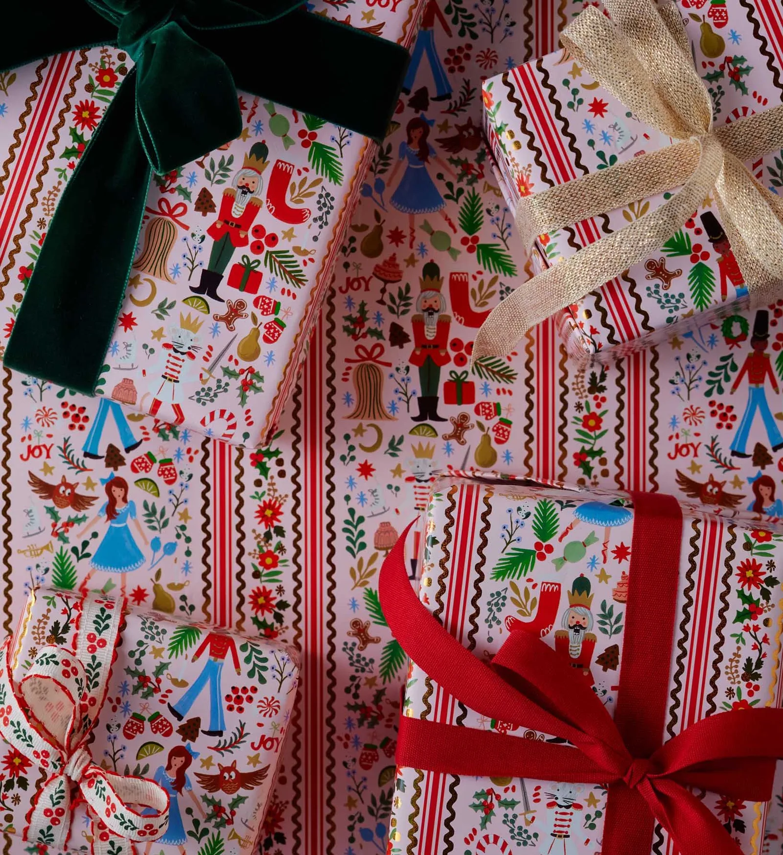 Holiday Wrapping Roll – Holly Jolly Nutcracker