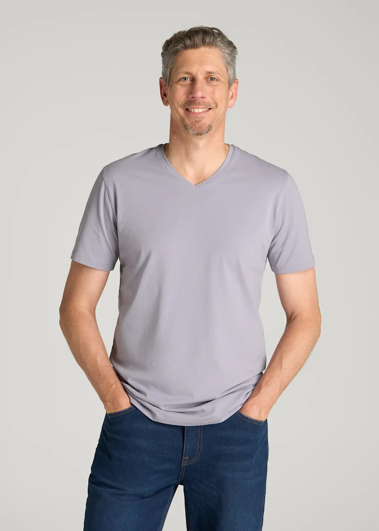 The Essential Slim Fit V-Neck Tee for Tall Men in Dusty Lilac