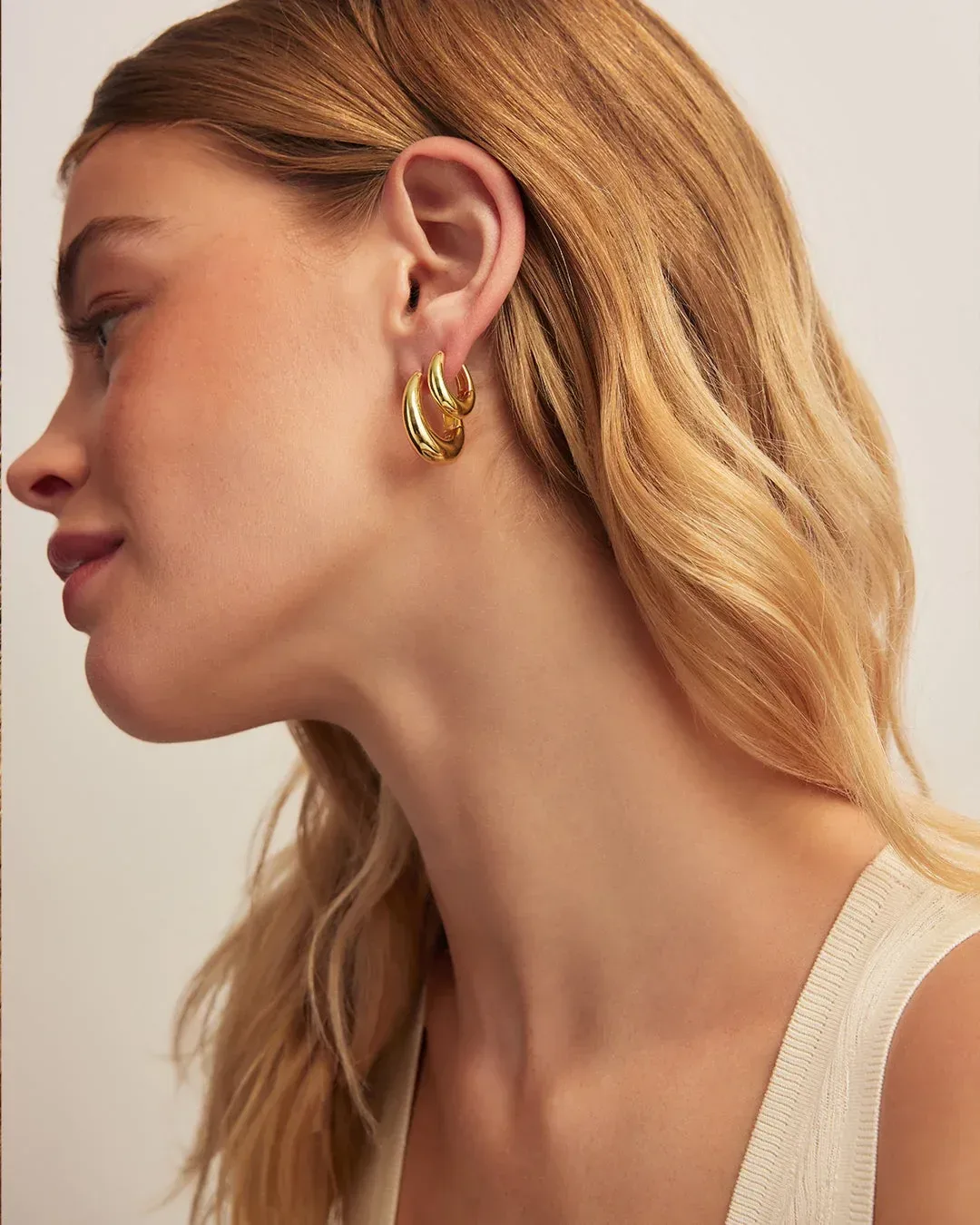 Lou Oval Hoops