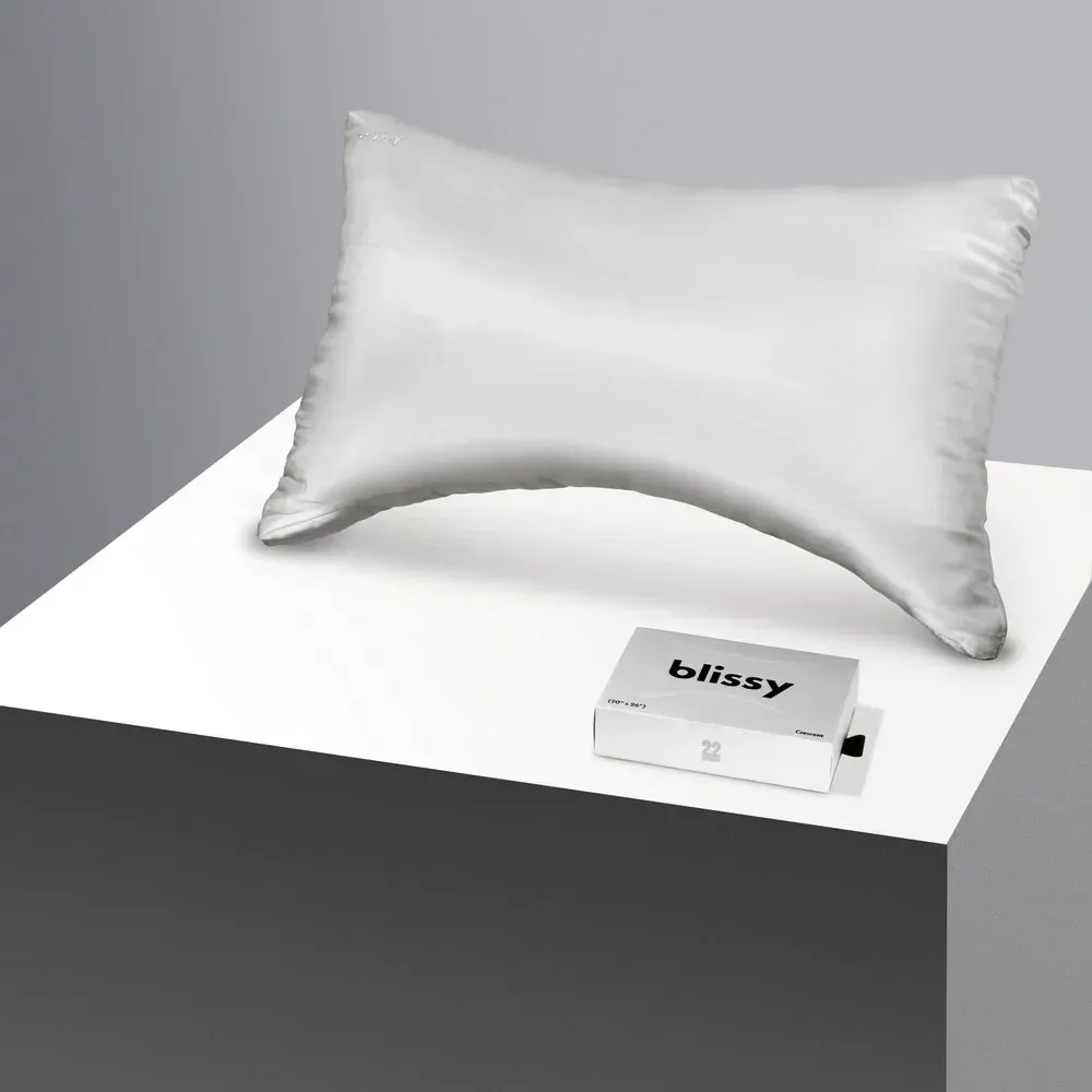 Crescent Pillowcase – Silver – Queen