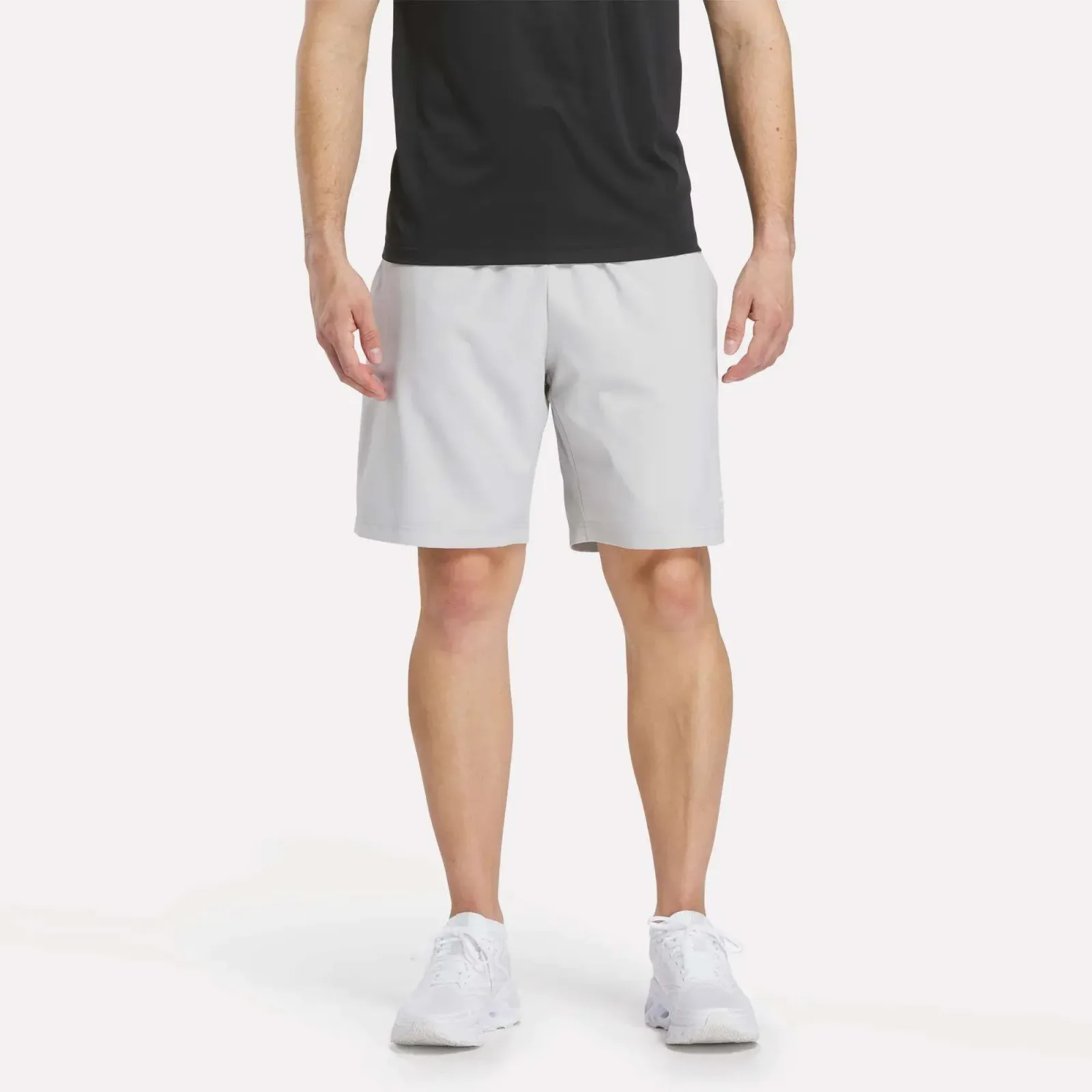 Men's Range Woven Shorts 9"