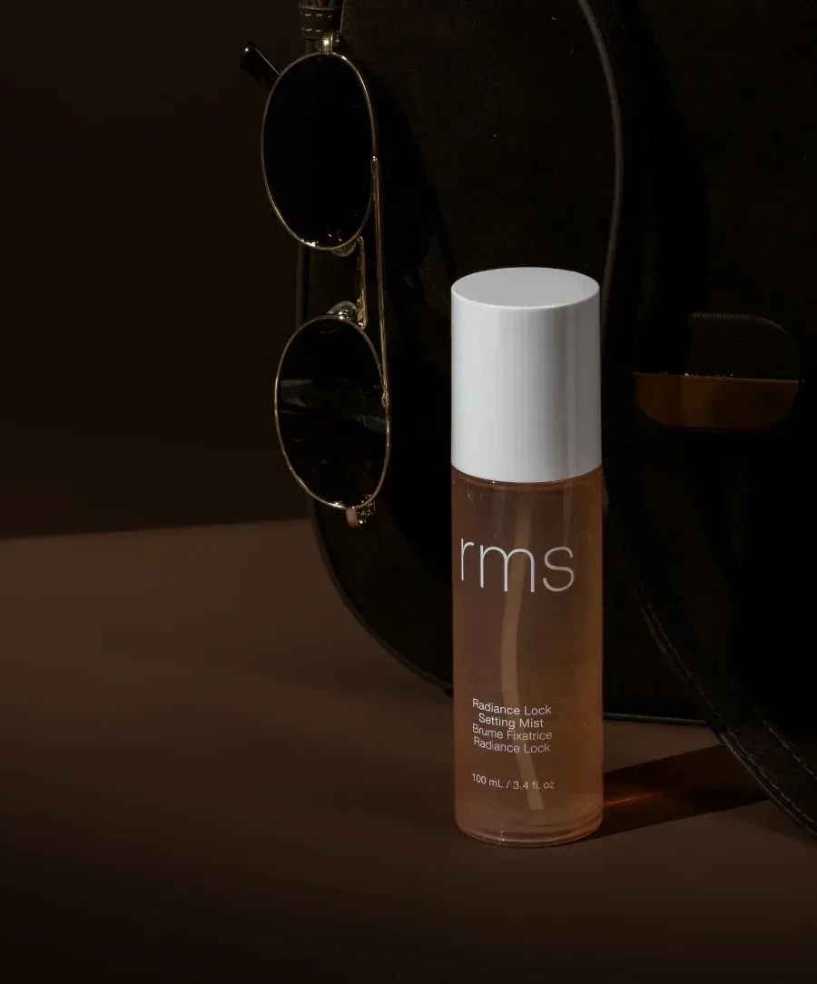 Radiance Lock Setting Mist with 8 Hour Long-Lasting Wear