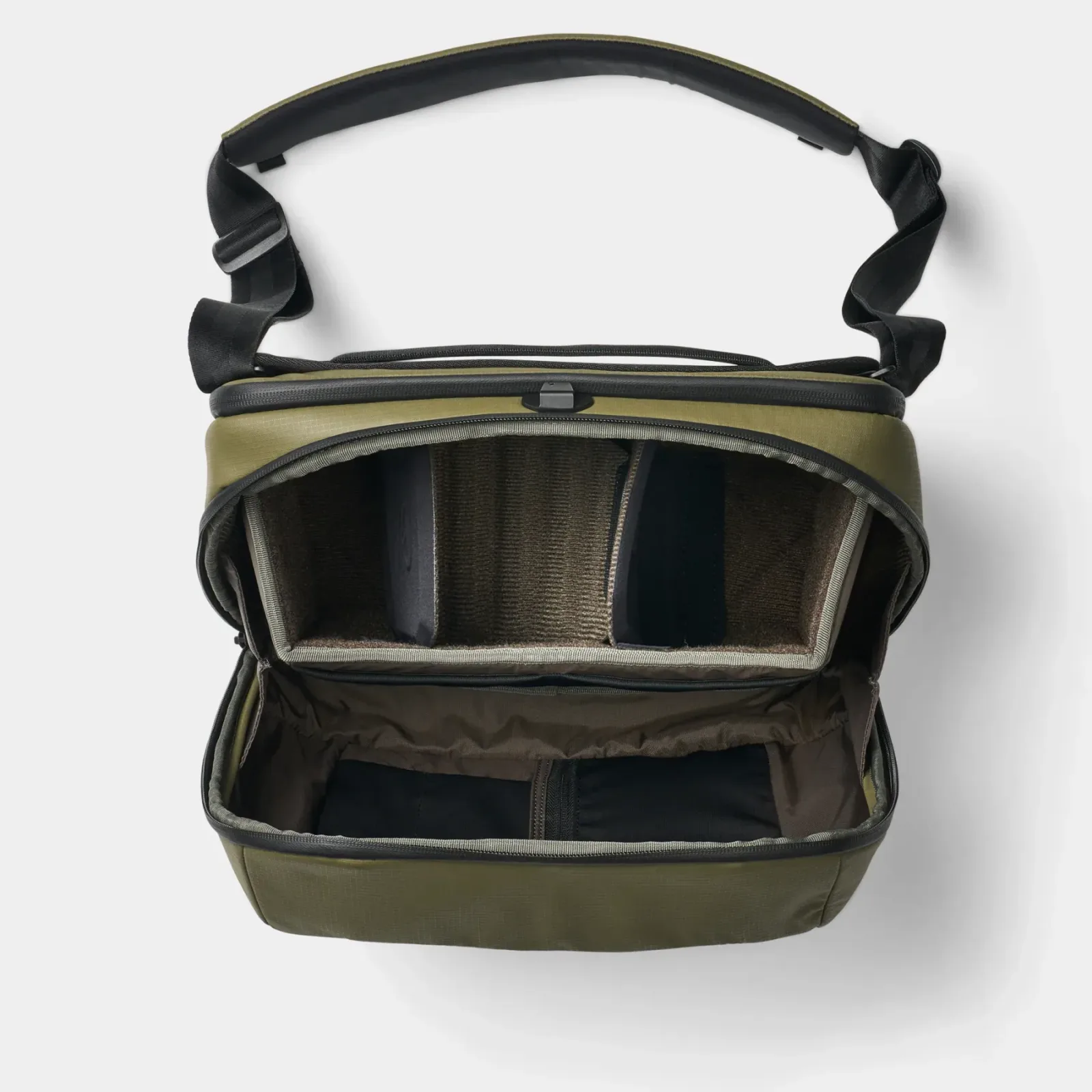 McKinnon Camera Messenger 13L