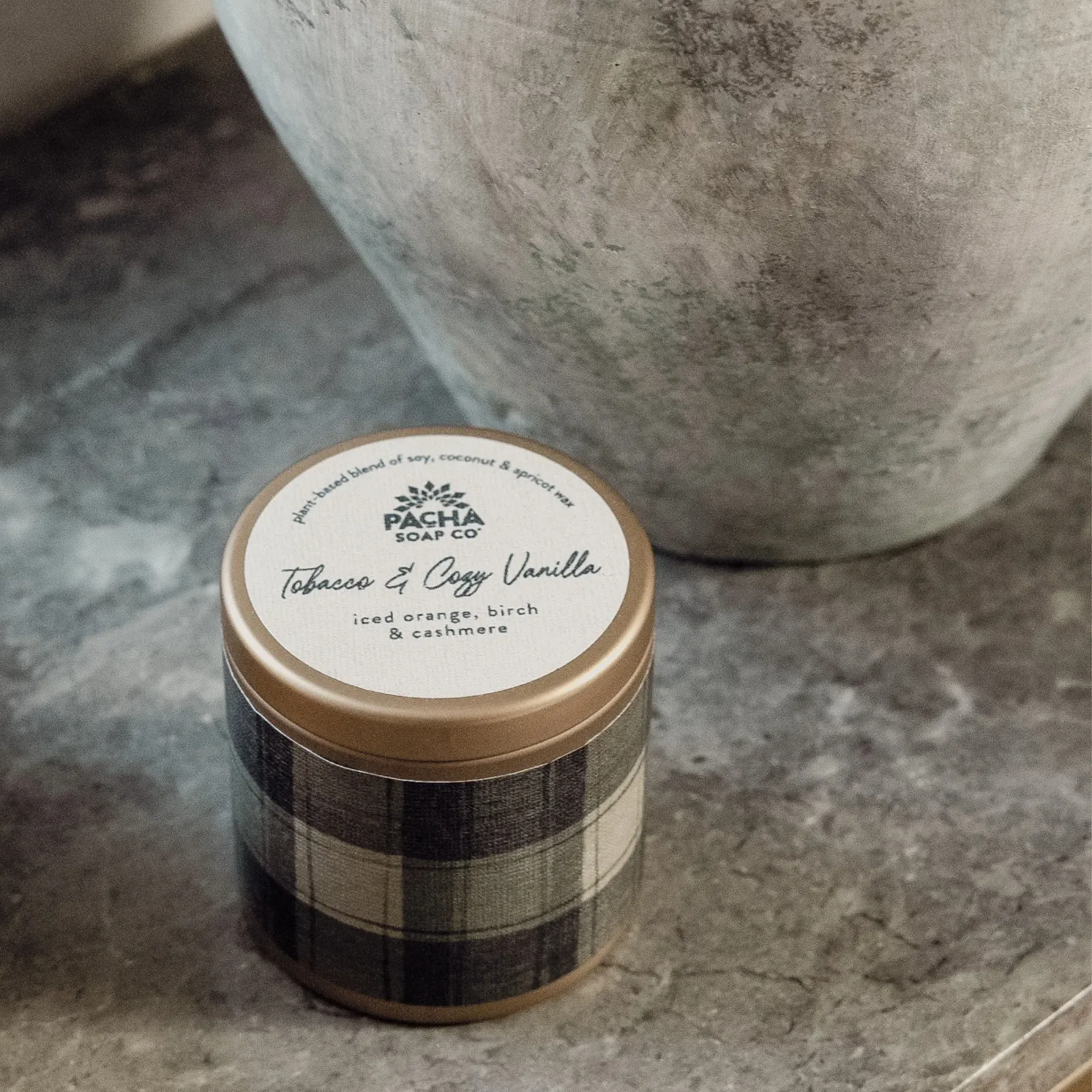 Tobacco & Cozy Vanilla Candle, Tin 3 oz
