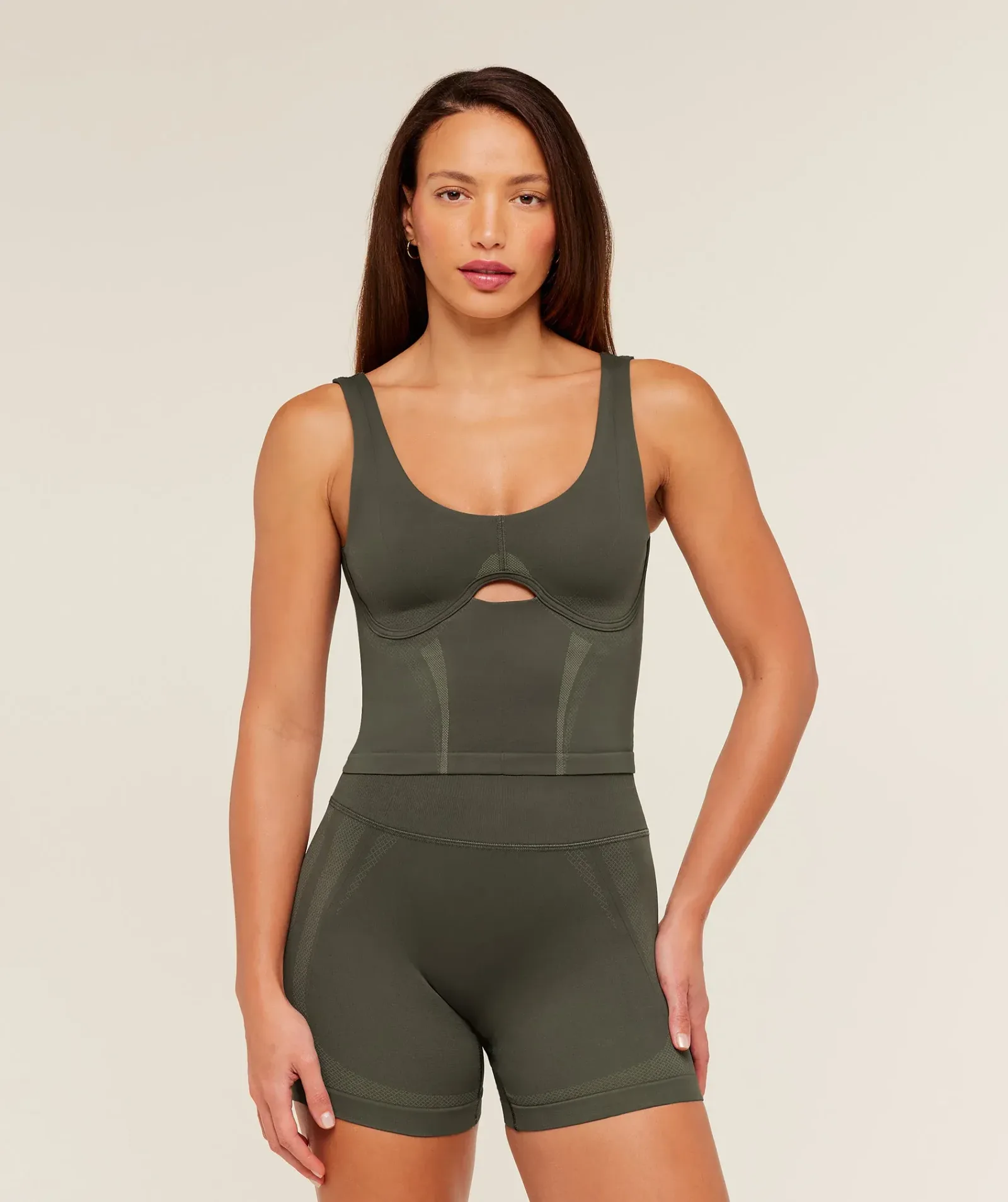 Gymshark Weekend Seamless Tank Top – Strength Green/Grounded Green