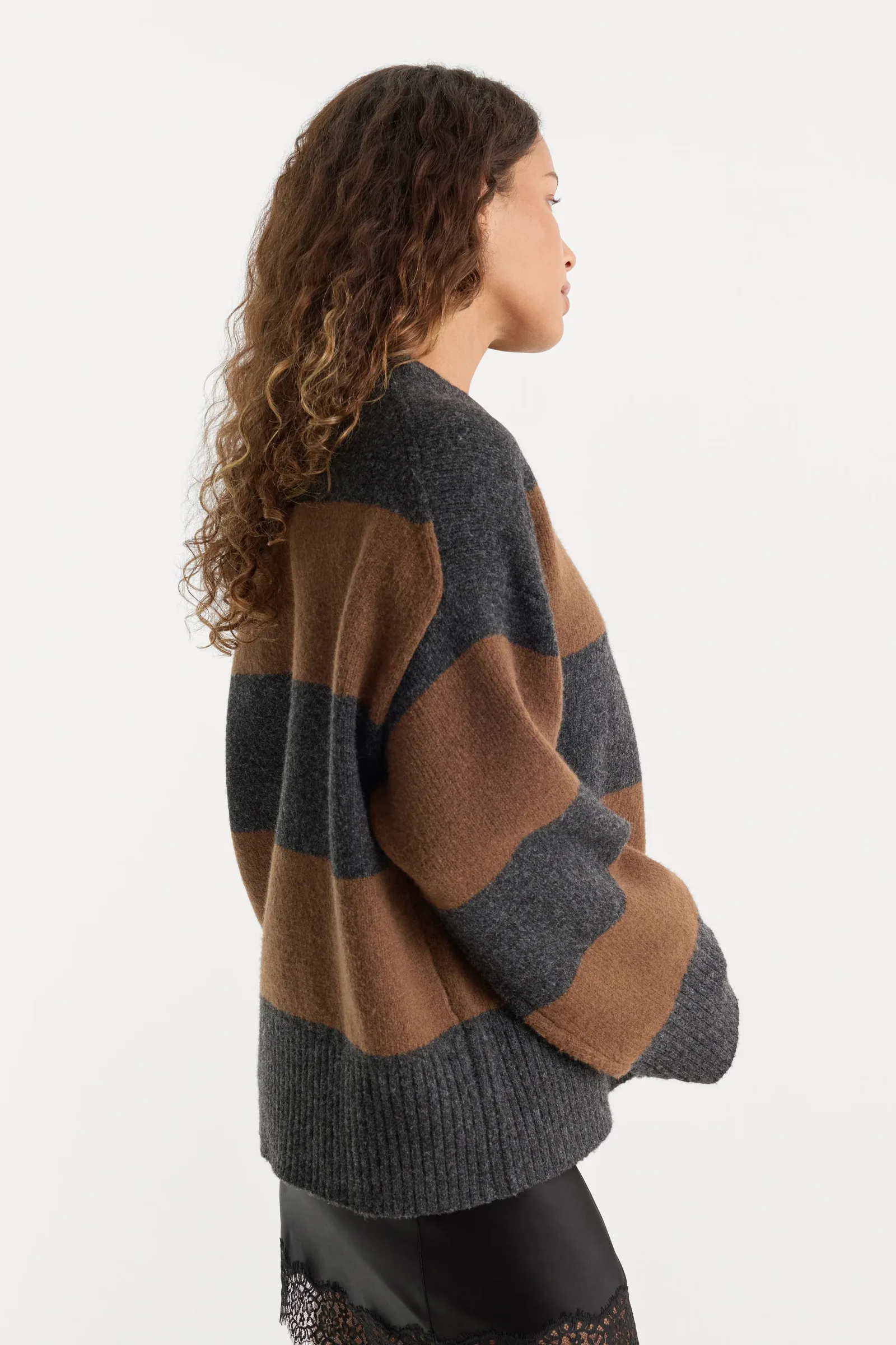 The Oversized Crew Sweater – Charcoal Brown Stripe