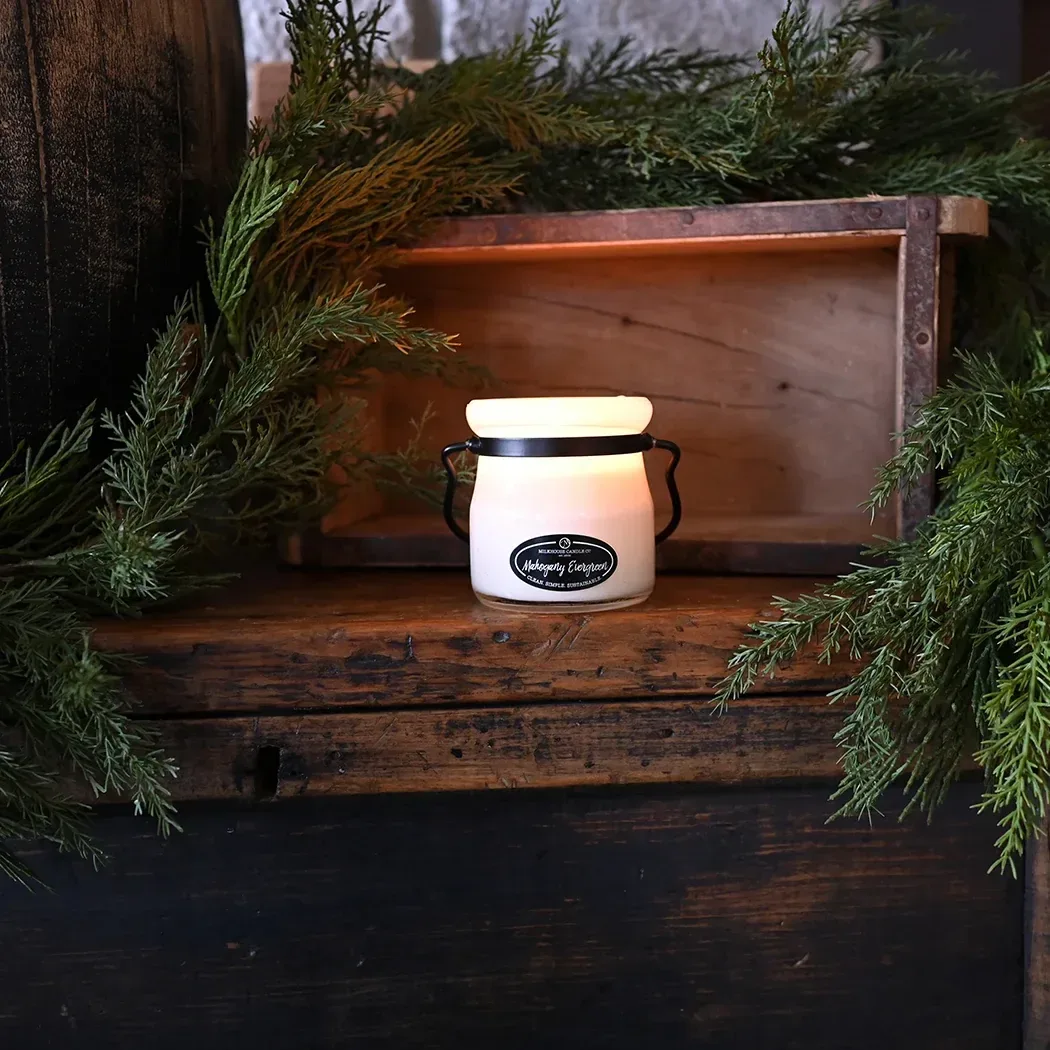 Mahogany Evergreen Candle – 5 oz Cream Jar