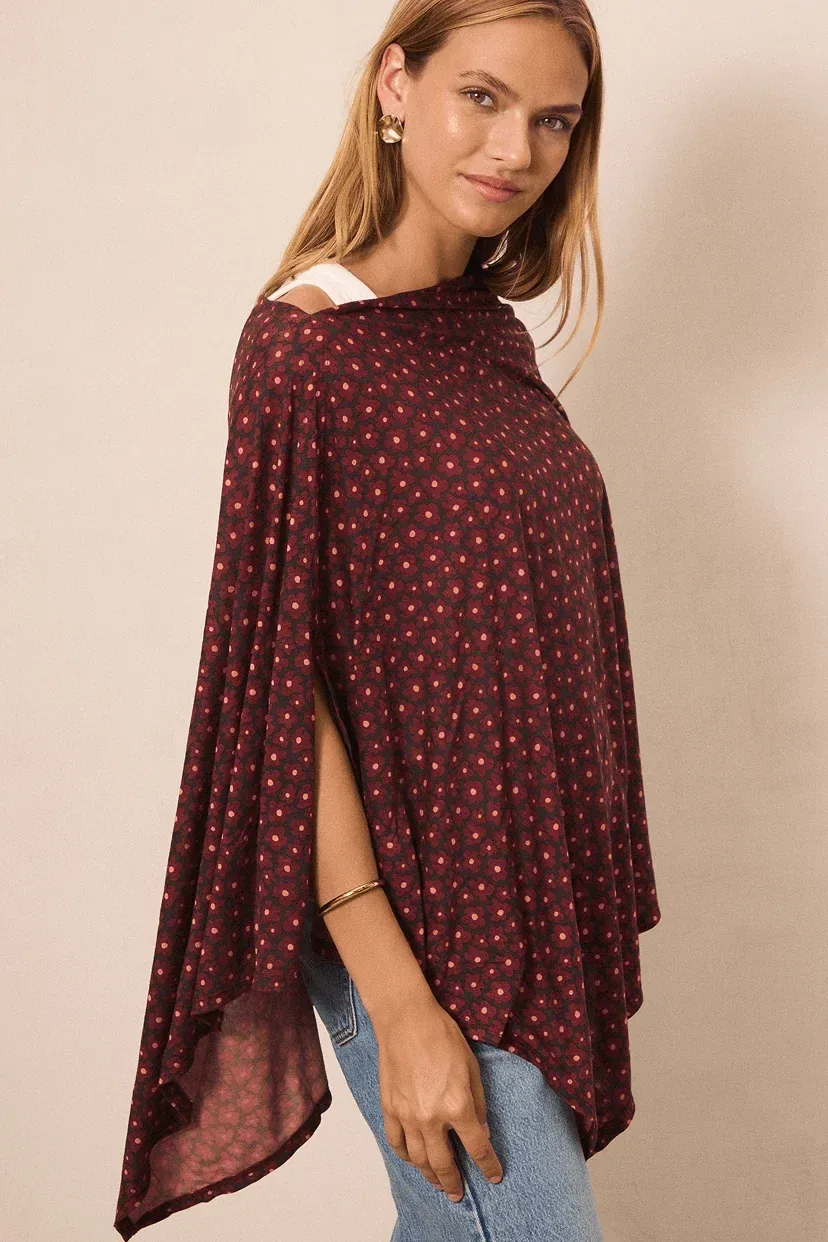 Midnight Daisy Nursing Cover