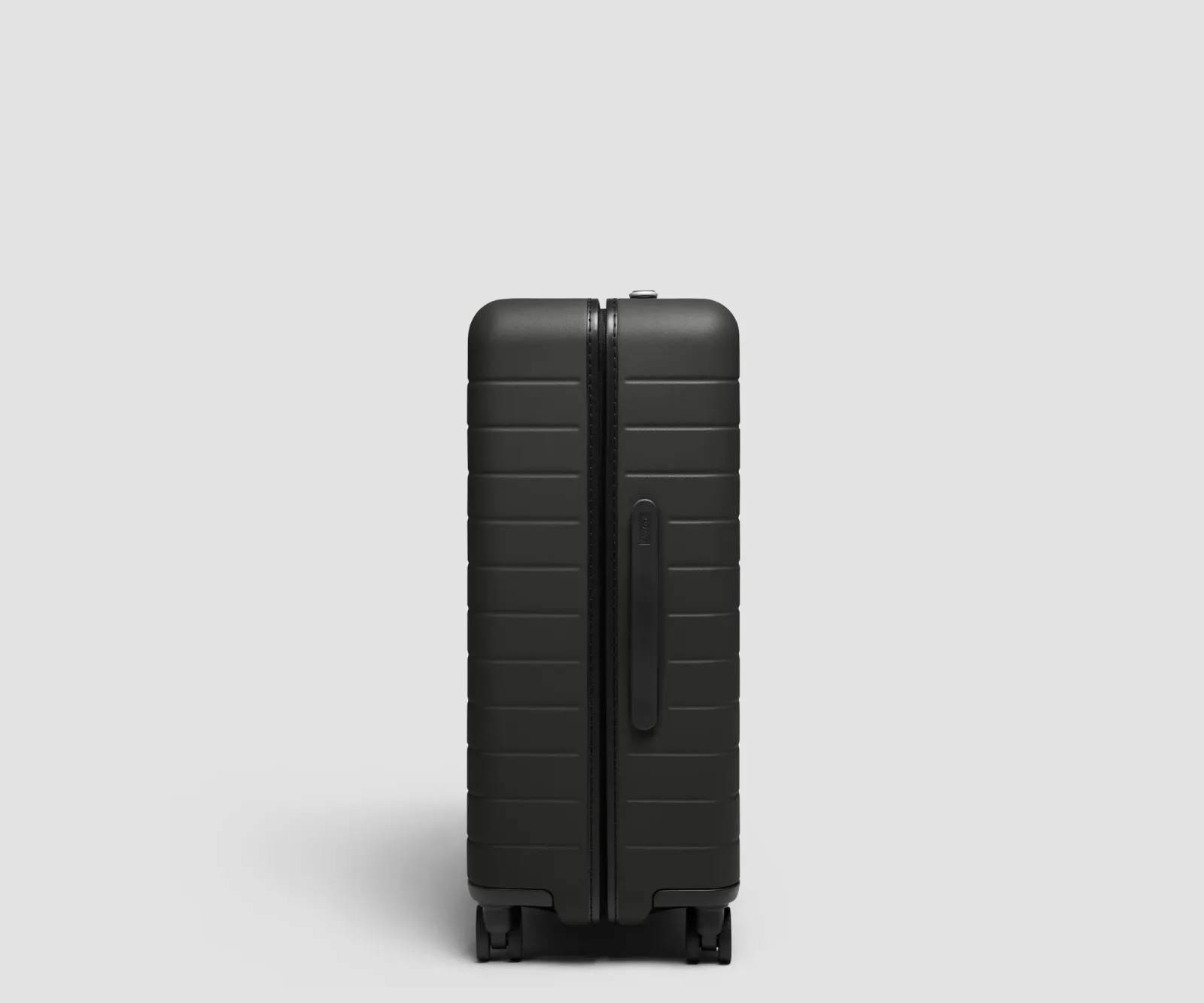 The Medium 3 in Jet Black
