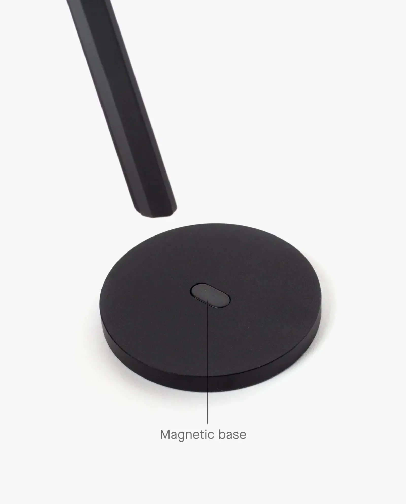 HMM Scissors (Black)