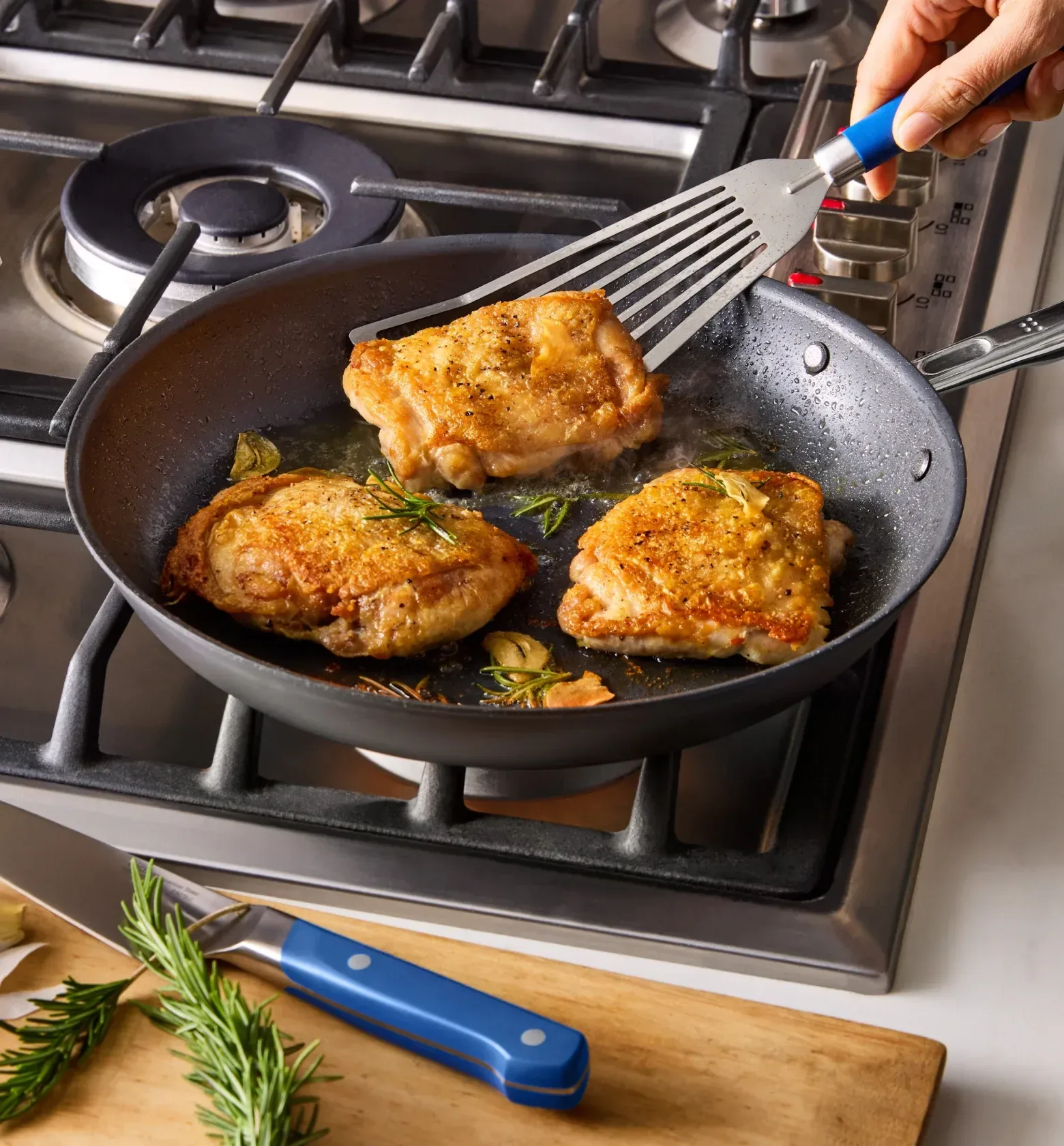 12” Pre-Seasoned Carbon Steel Frying Pan + Glass Lid