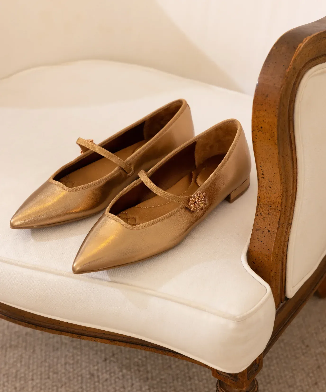 The Goldfinch 15 Mary Jane – Vintage Gold Metal Leather