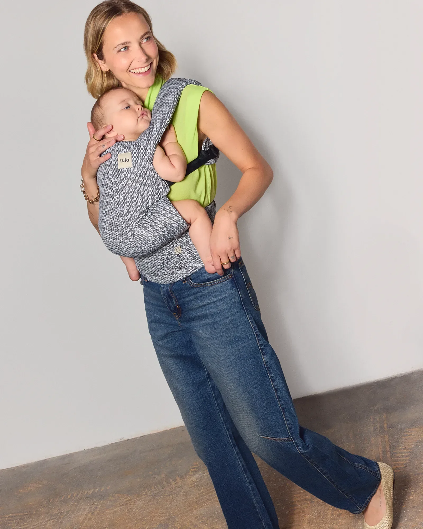 Explore Baby Carrier – Mesh – Infinite