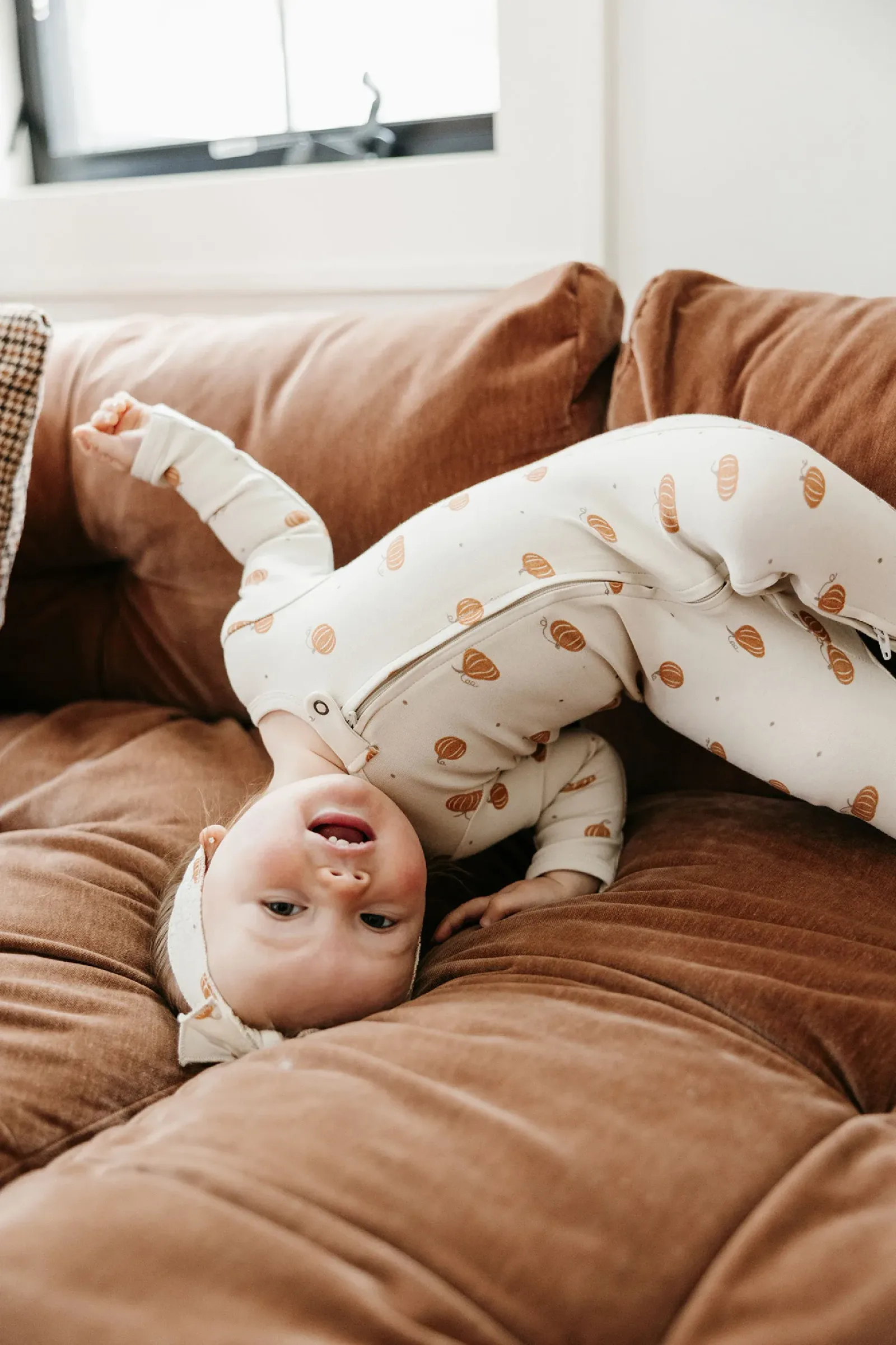 Pumpkin Spice – Organic Zipper Footie
