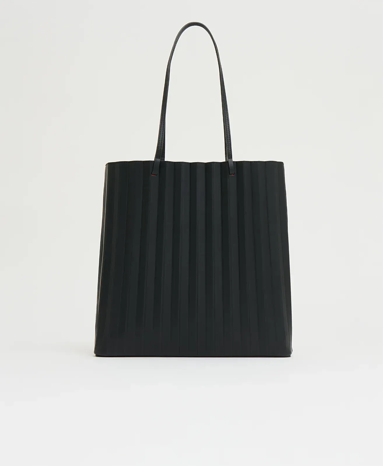 Large Pleated Filo Tote – Black/Flamma