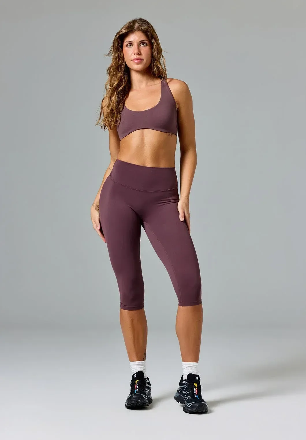 FormLux™ Original Sculptseam® Plus High-Rise Capri Cherry Cola