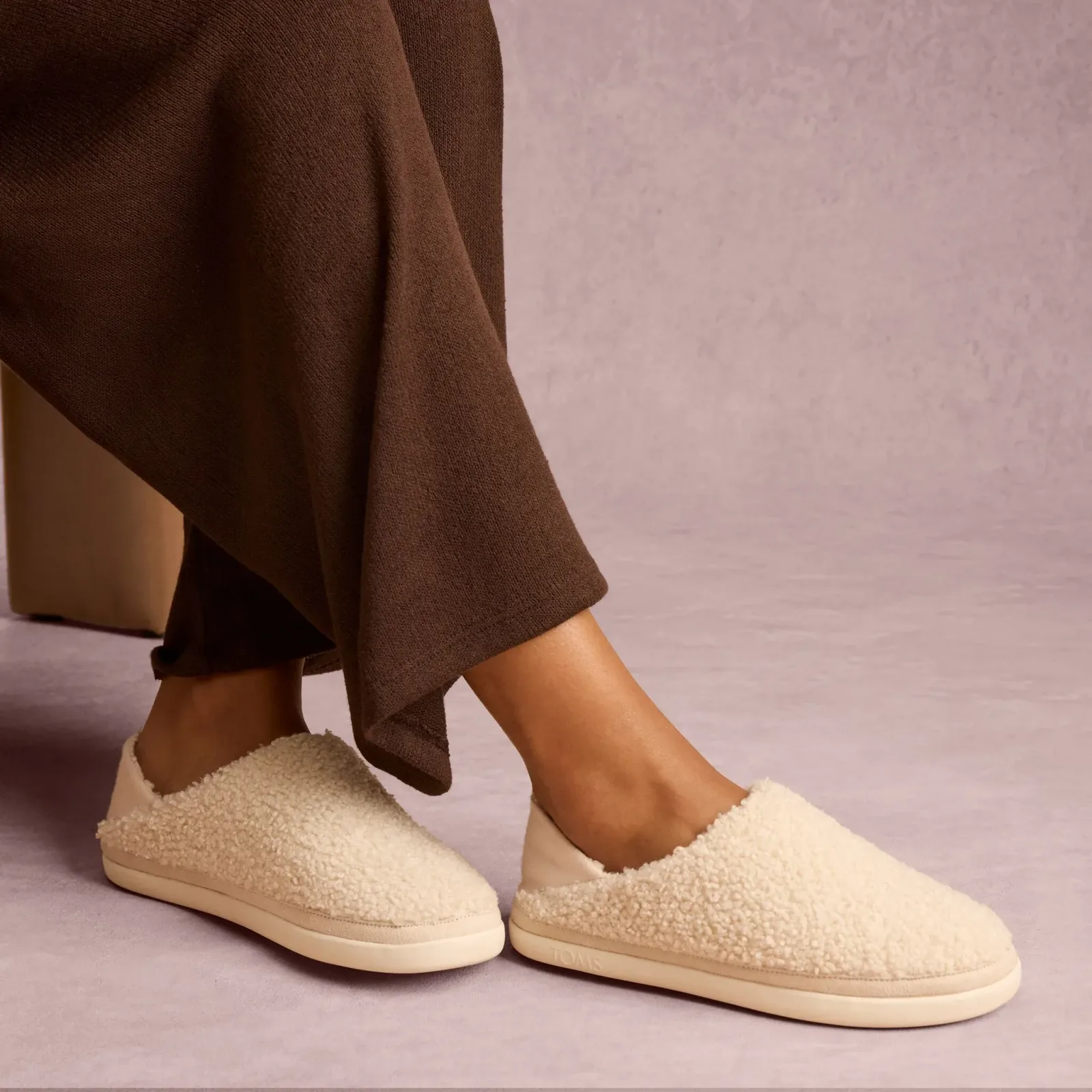 Womens Ezra Convertible Slipper Natural Faux Shearling