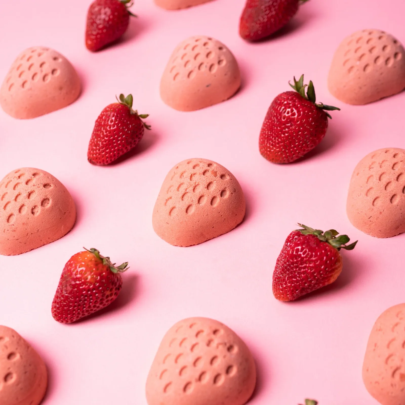 Strawberry Bath Bomb 2 Pack