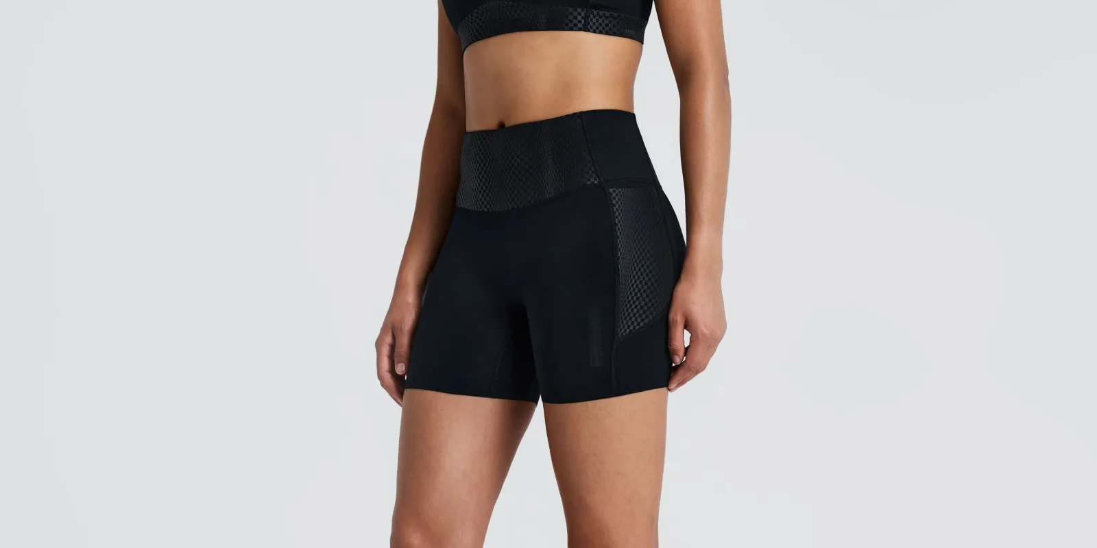 Women's Stamina-V™ Threshold 5" High Waist Compression Shorts – Black