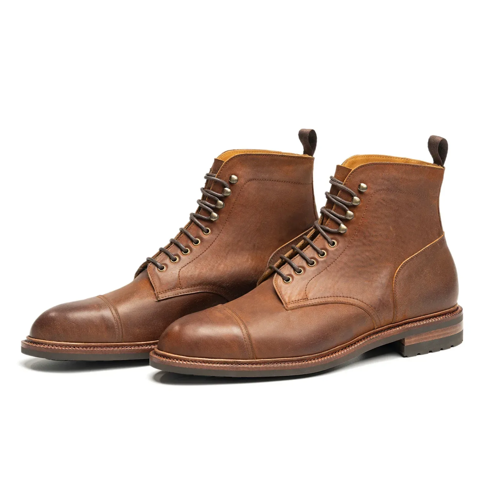 116210 – Tobacco Waxy Shell Cordovan – E (Ultraflex System)