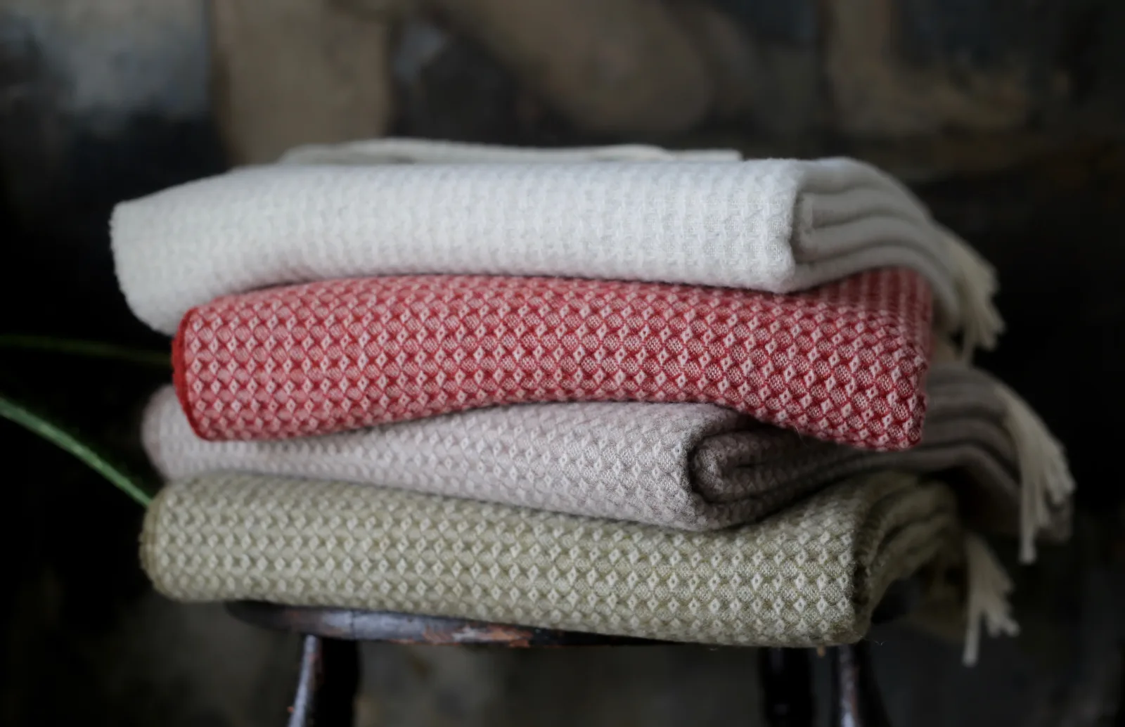 SALE Diamond w/ Cashmere Throws – CLAY