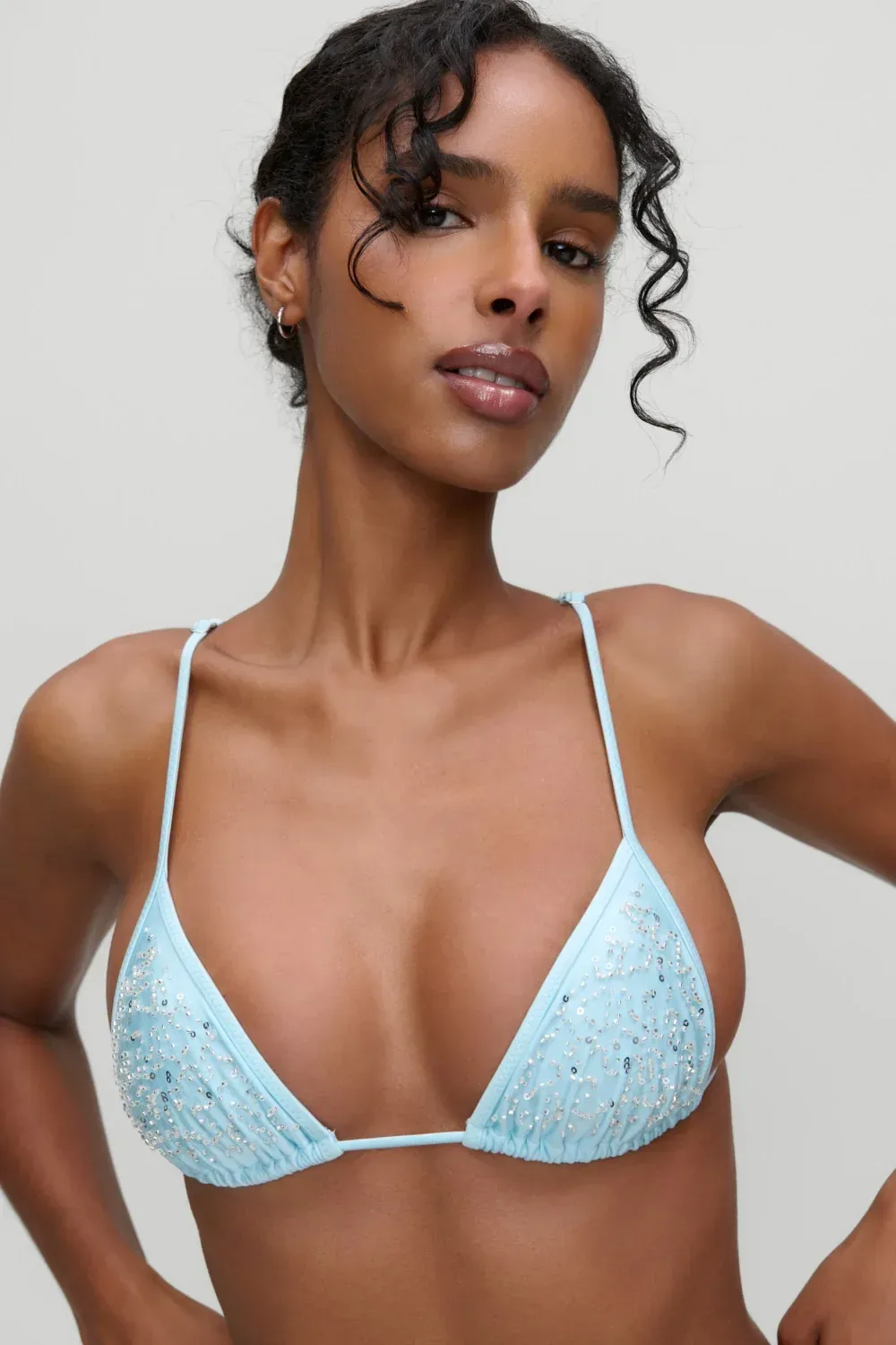 x Devon Lee Carlson Elena Sequin Bikini Top – Blue Bloom