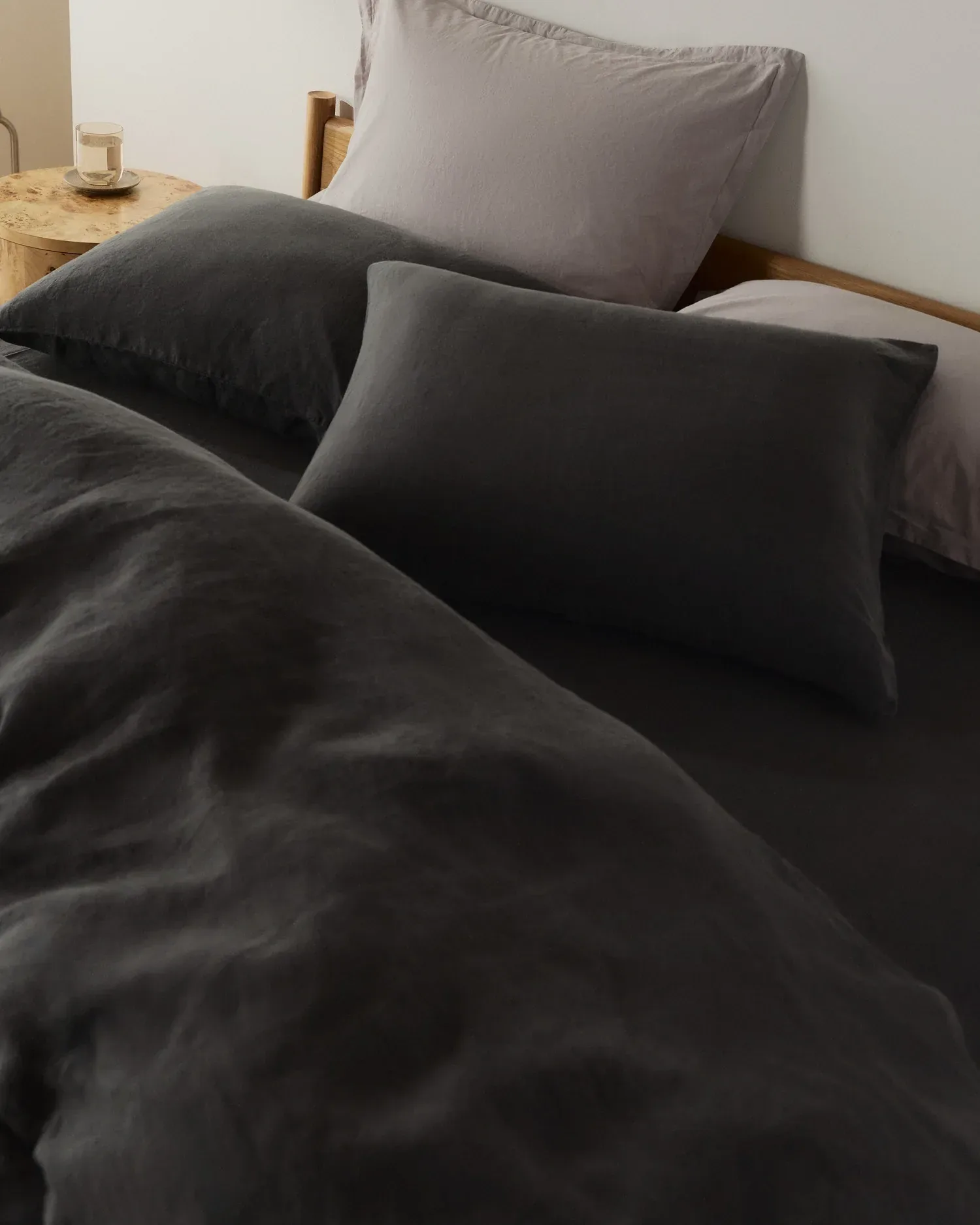 Linen Pillowcase Set (Onyx)
