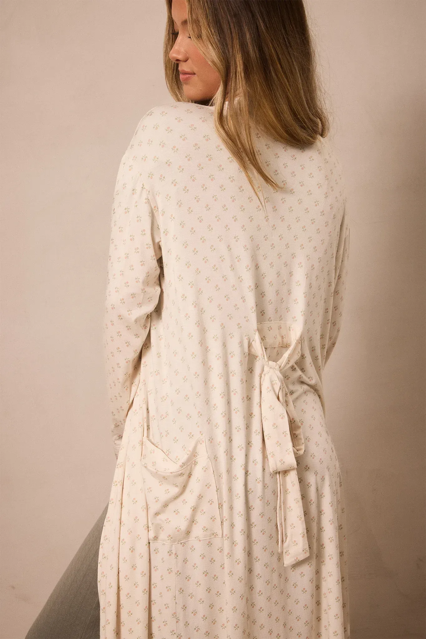 Blush Floret Robe