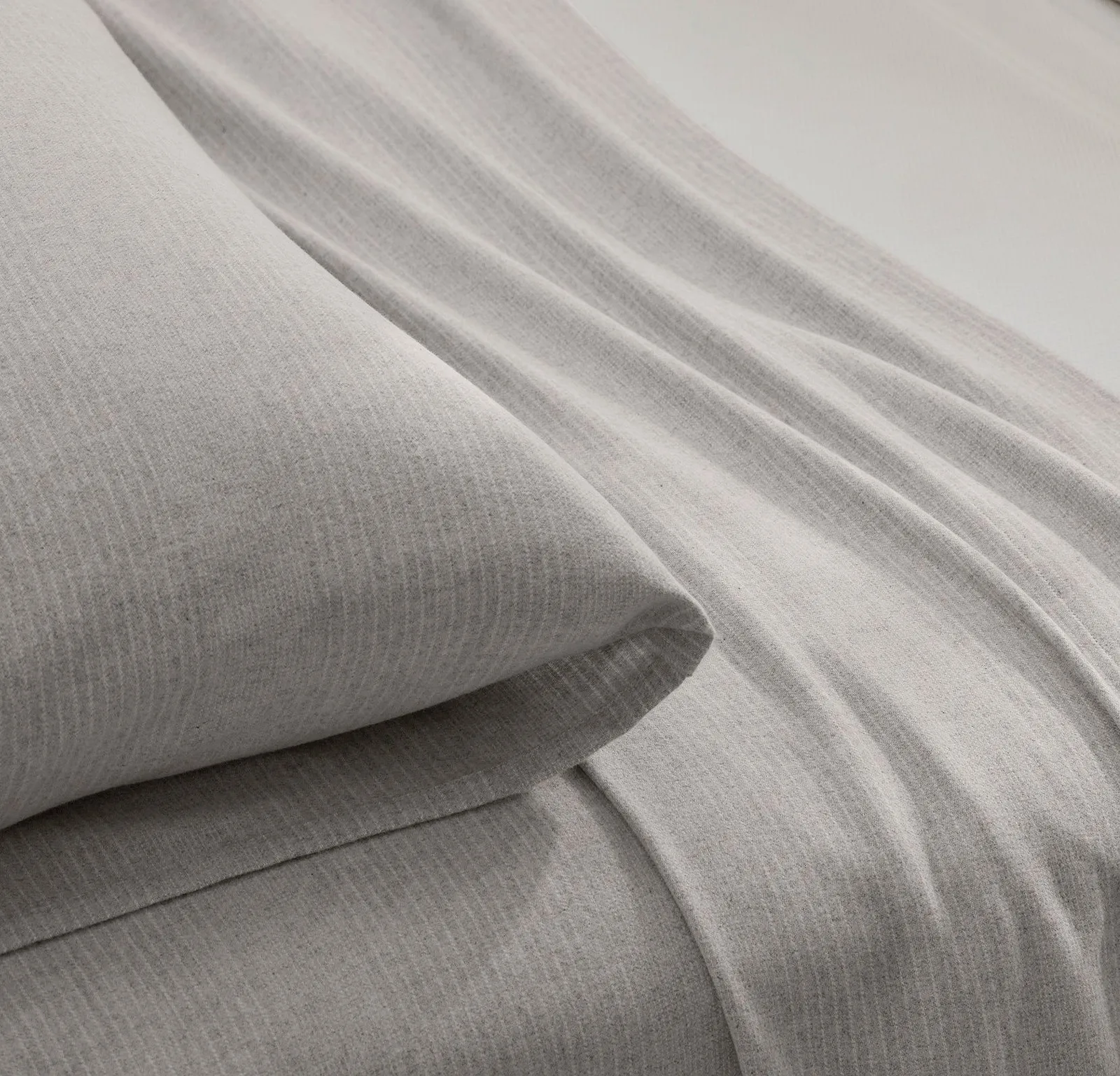 Flannel Sheet Set – Heathered Fog/Cream Fine Line Stripe