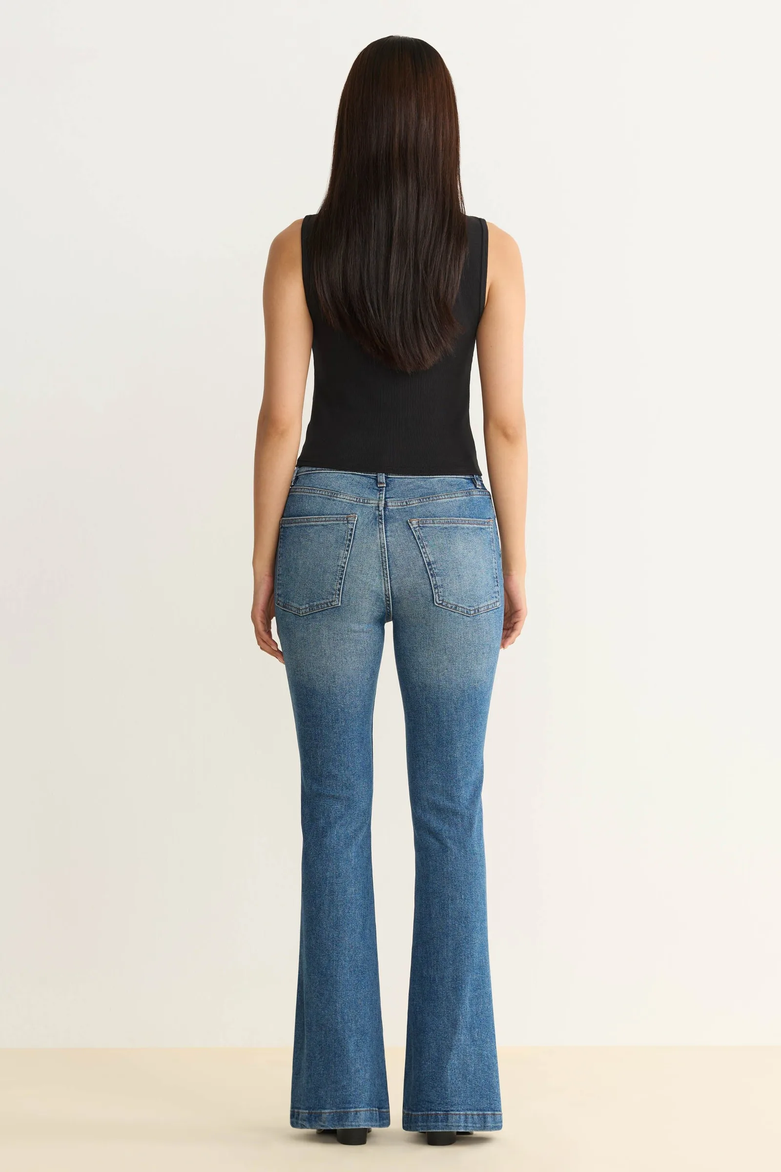 Mia – Flare Jeans – Rowdy