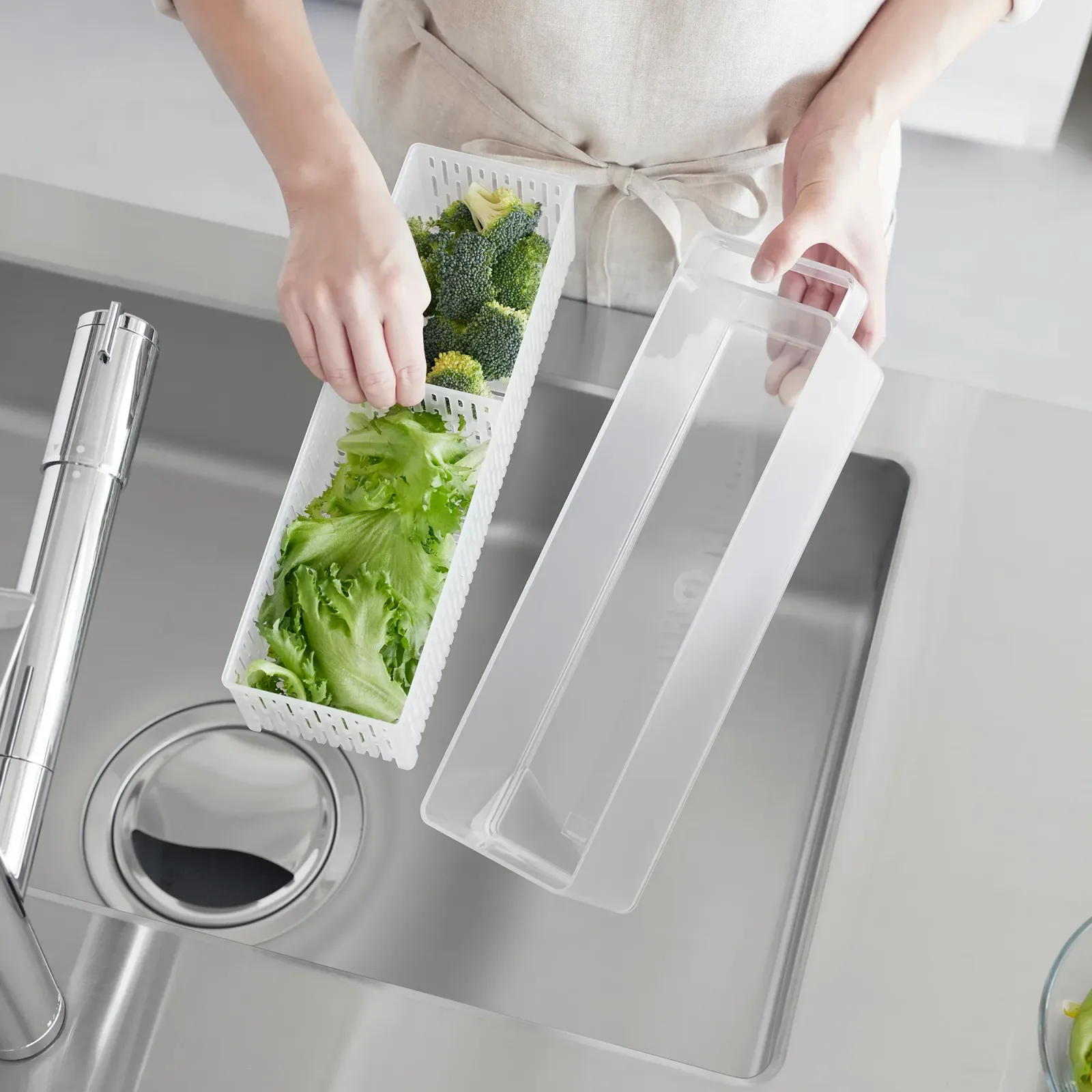 Refrigerator Colander with Lid & Divider