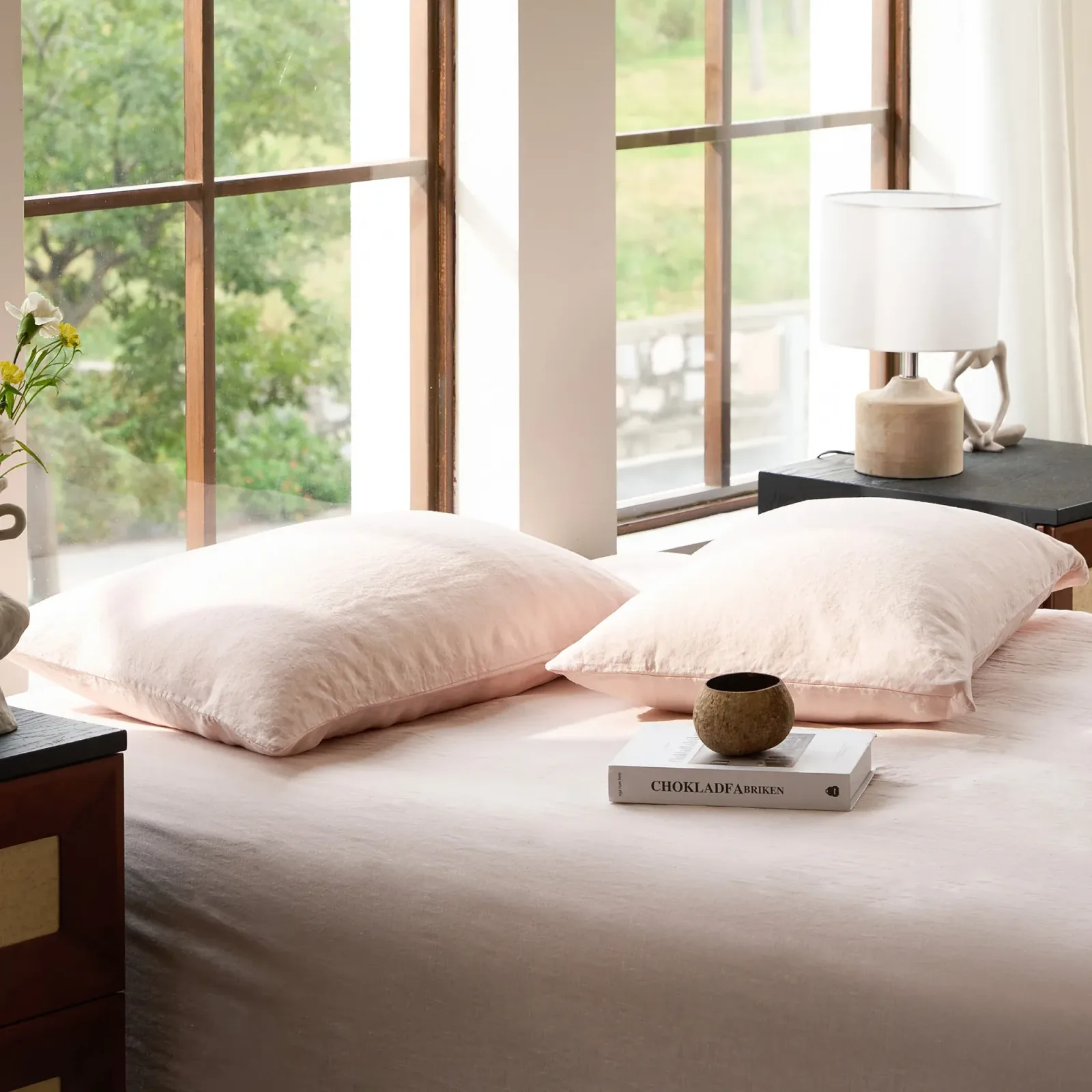 LuxeWeave Linen Pillowcase Set