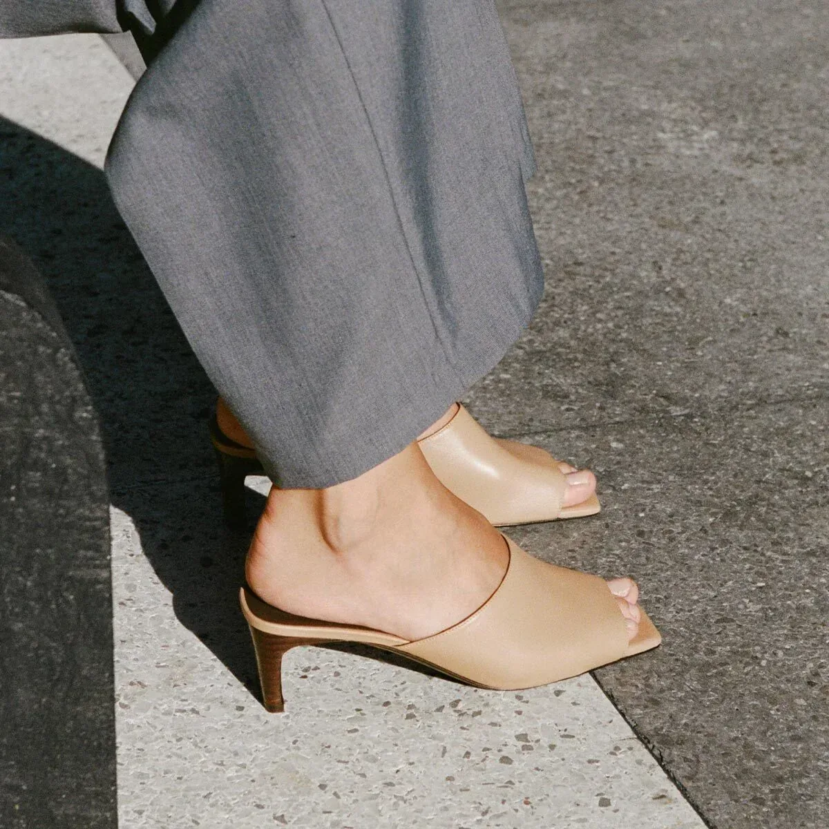 The Naomi 50 – Praline Nappa