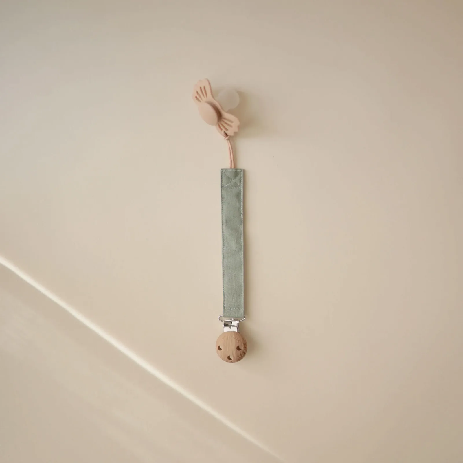 Mushie Linen Pacifier Clip 2-Pack