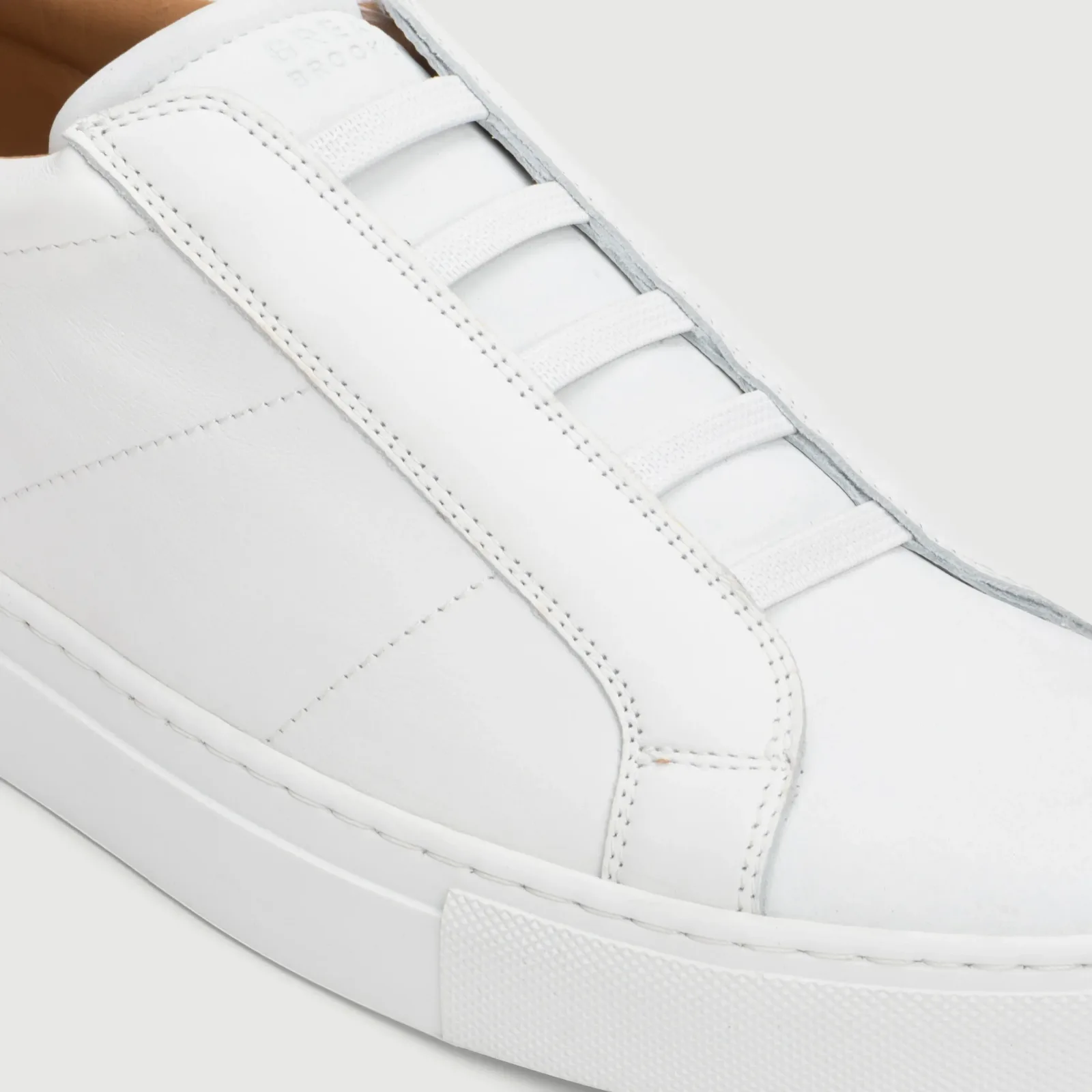 The Royale 2.0 Slip On – Blanco