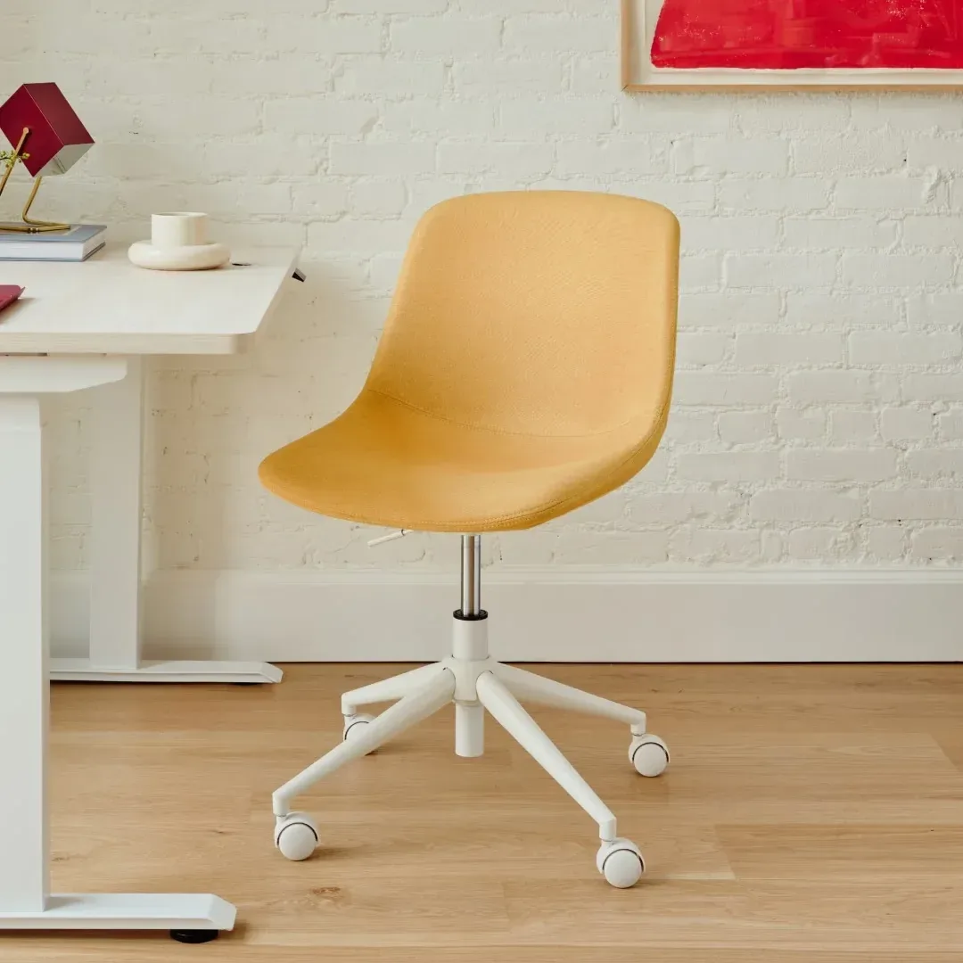 Open Box – Swivel Chair