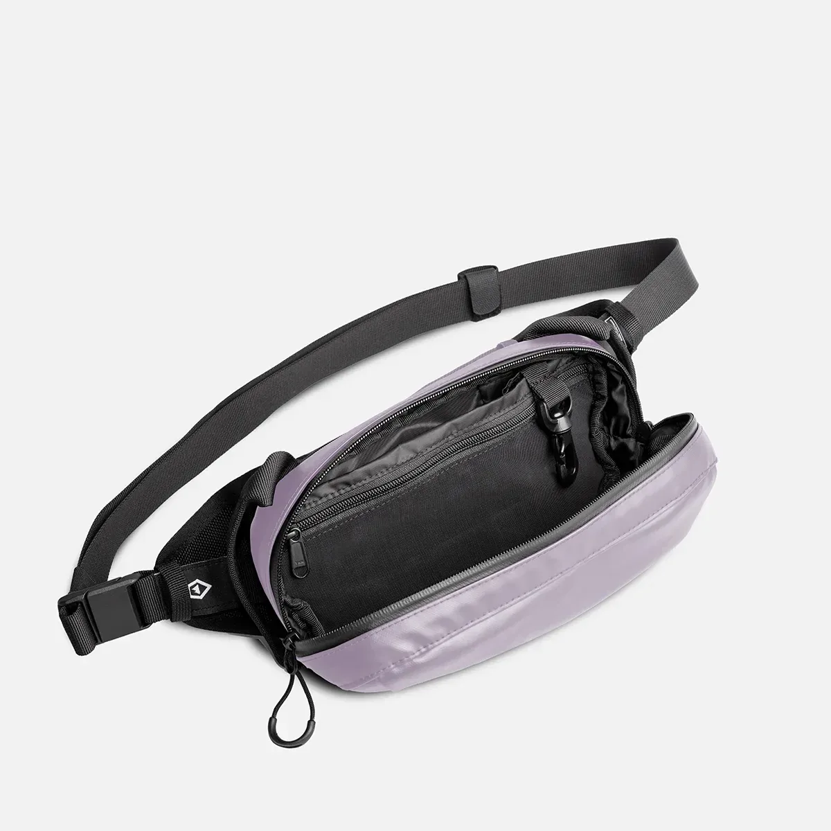 D1 Fanny Pack in Uyuni Purple