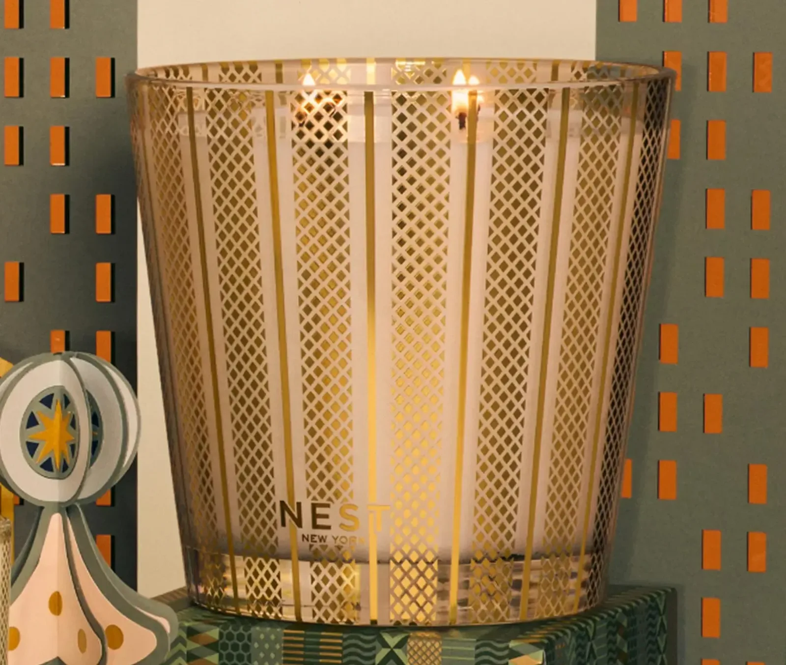Birchwood Pine Gold Grand Candle