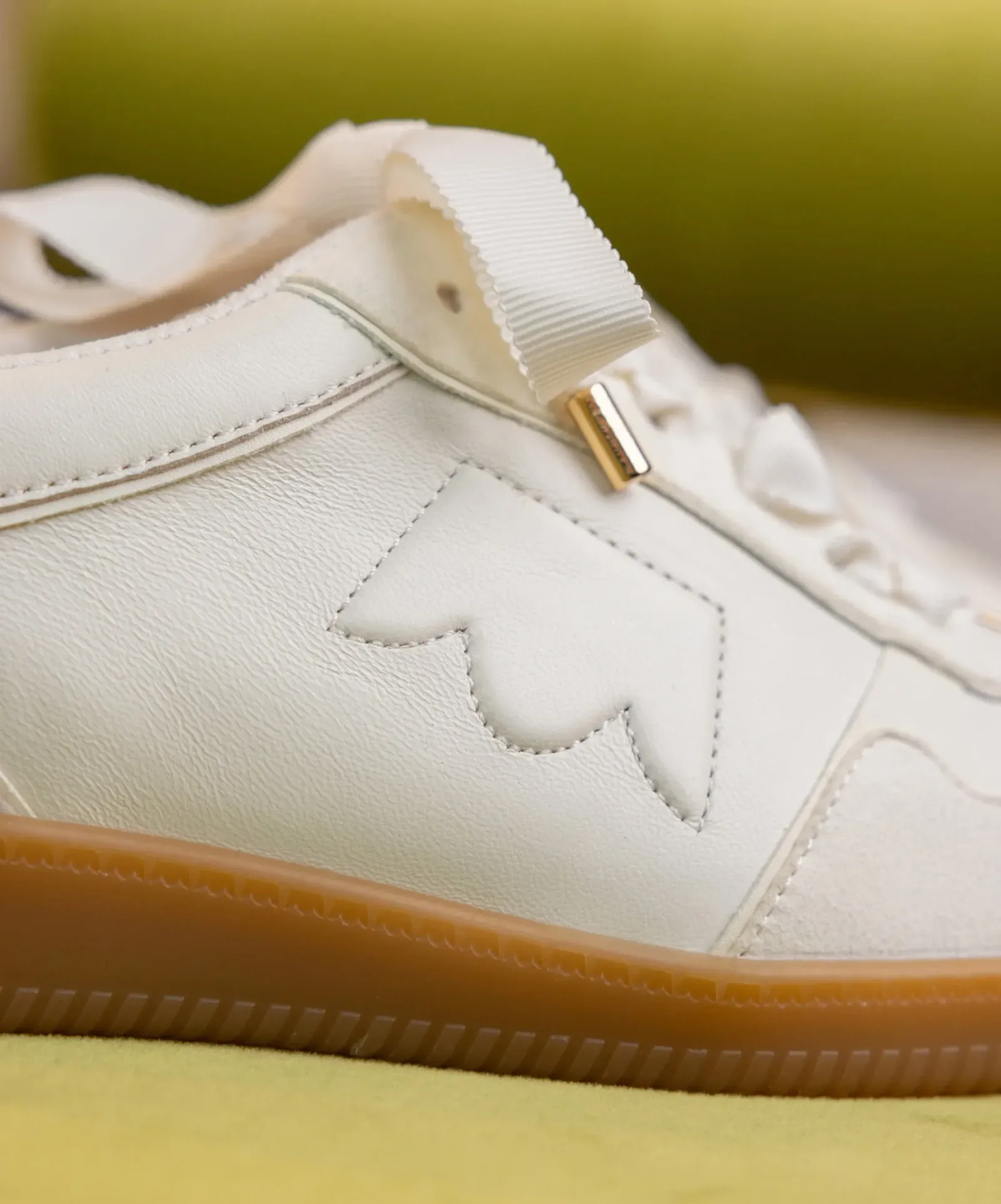 The Jay Sneaker – Off-White Leather