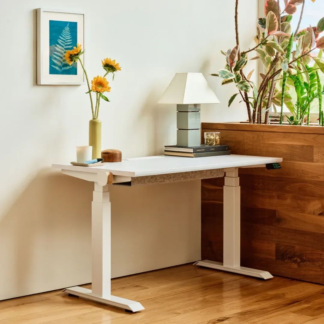 Tria Standing Desk