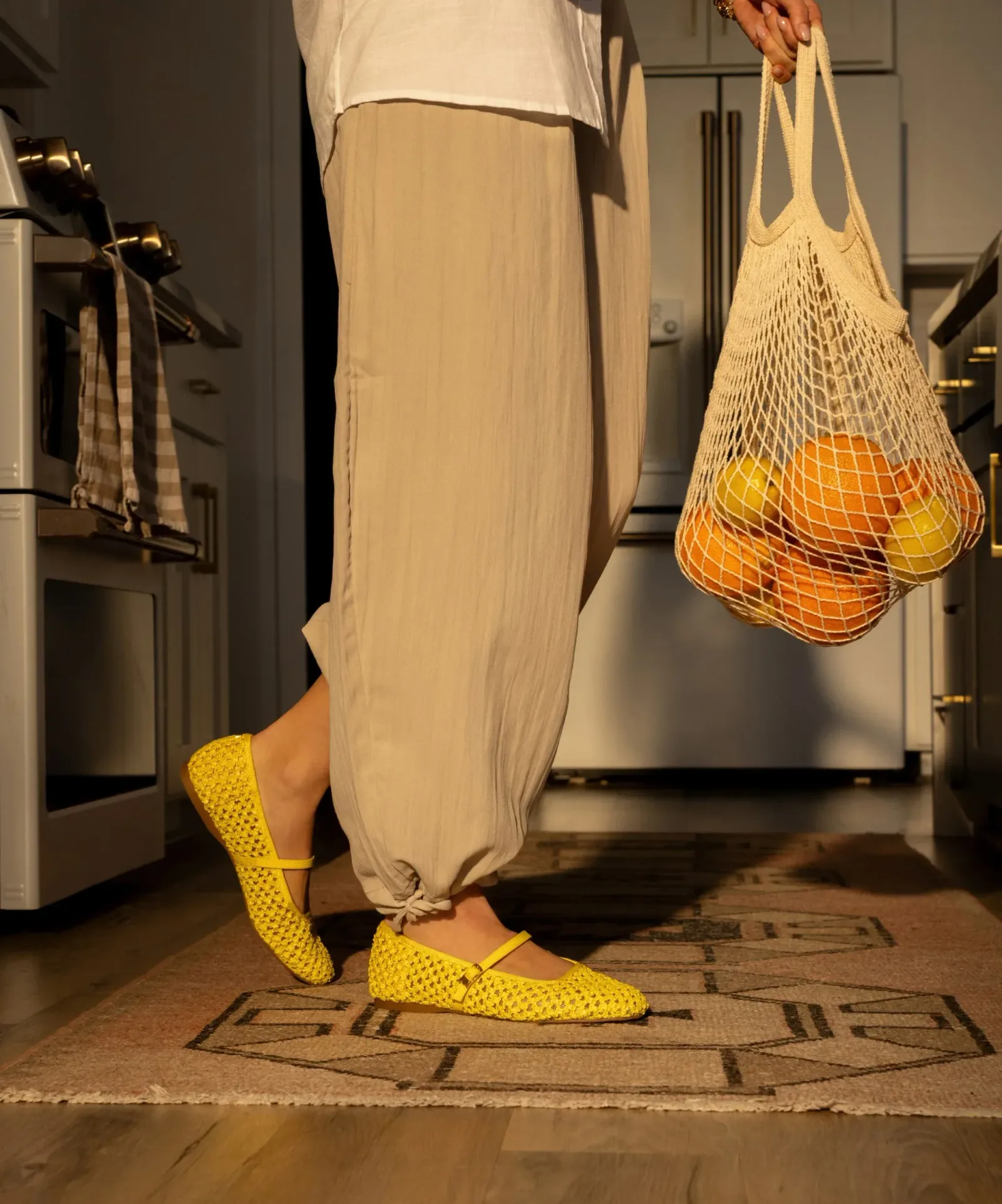 The Hummingbird Mary Jane – Sunflower Openweave