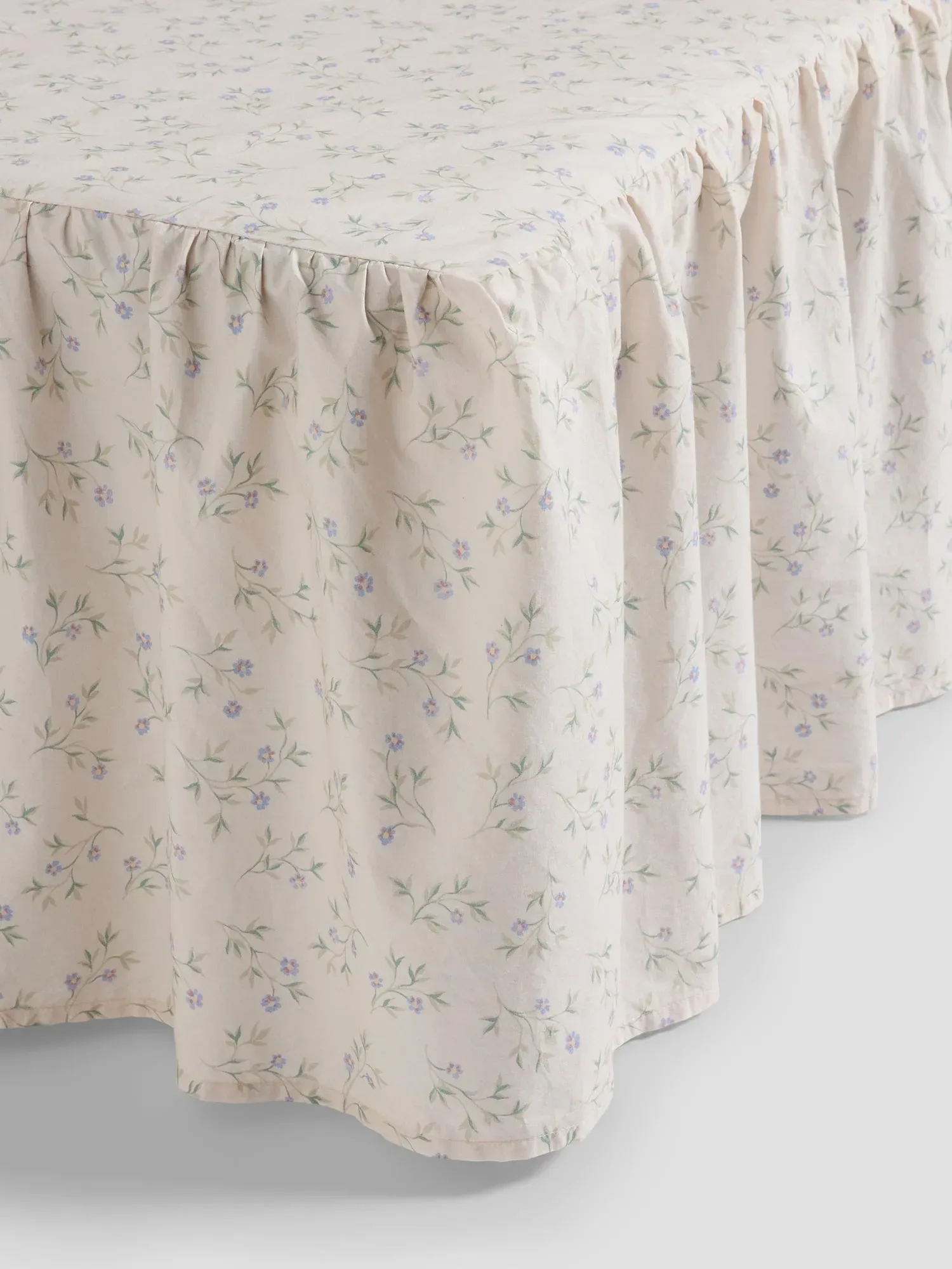 Cream Spring Sprig Cotton Valance