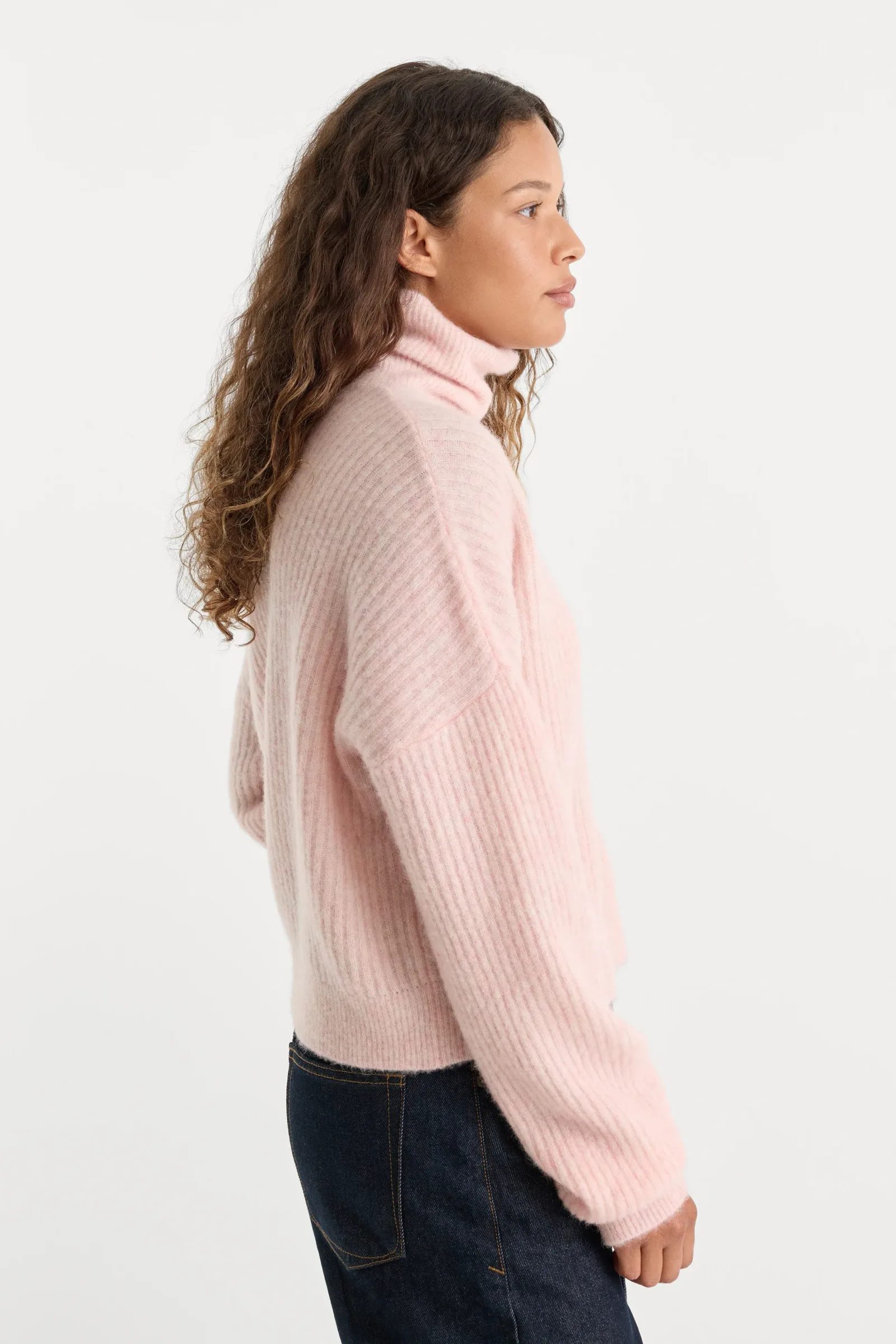 The Oversized Turtleneck Sweater – Blush