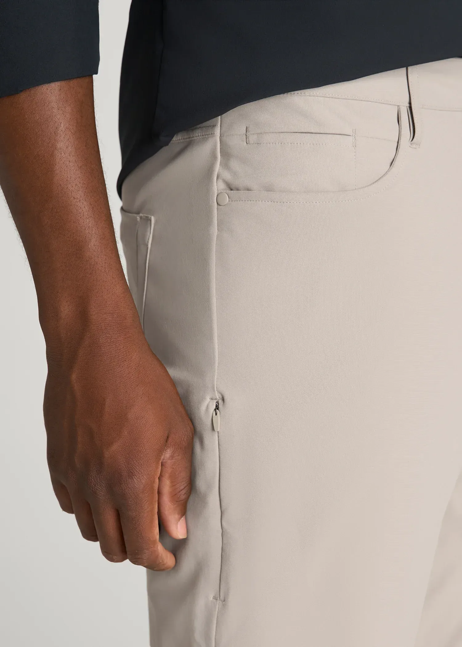 Traveler Pant 2.0 for Tall Men in Simply Taupe