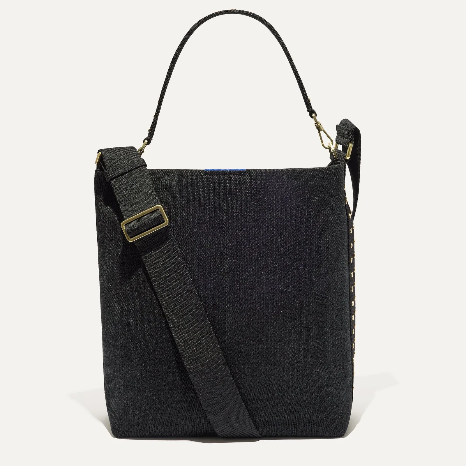 The Bucket Bag – ReVelvet™ Black