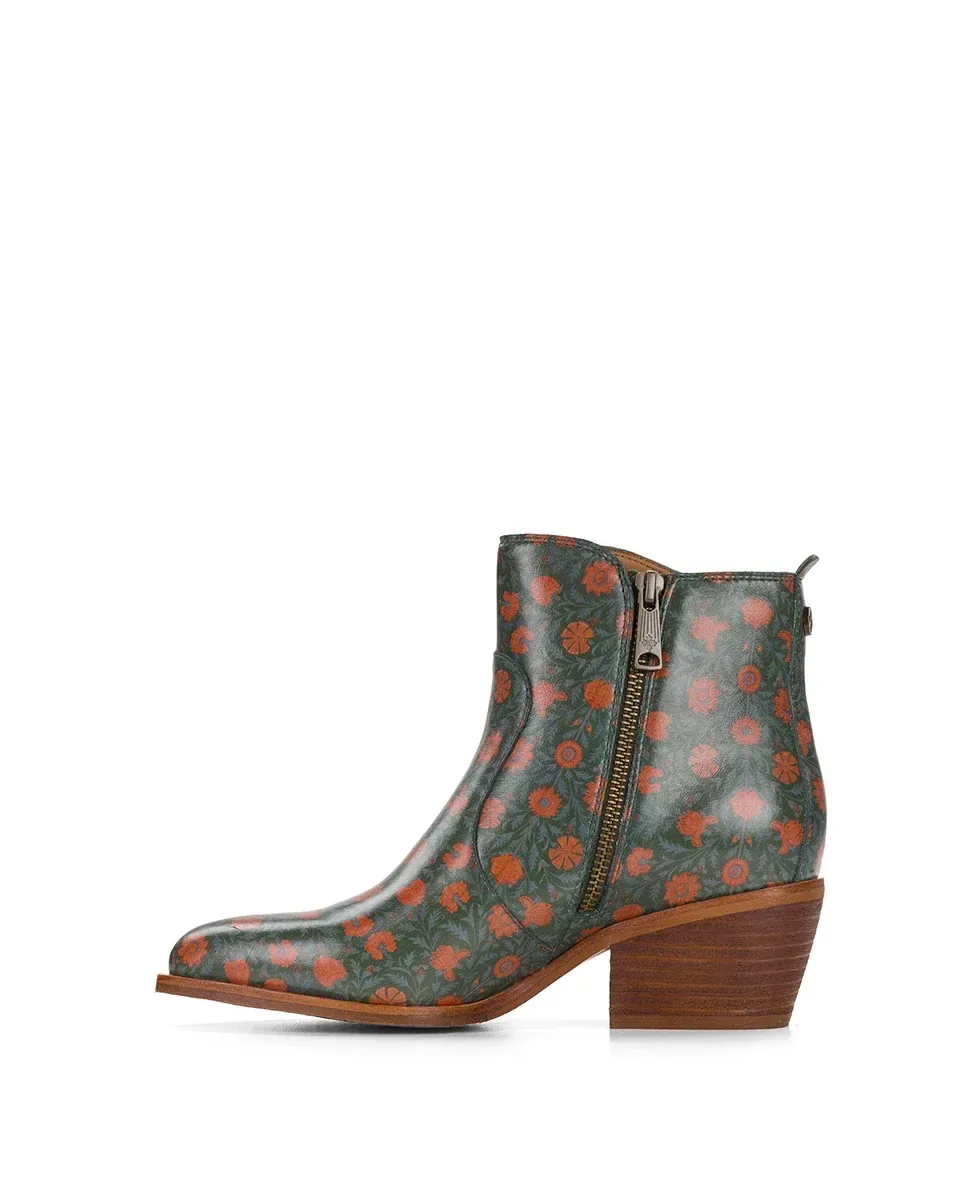 Suzanna Bootie – Scandi Antique Olive